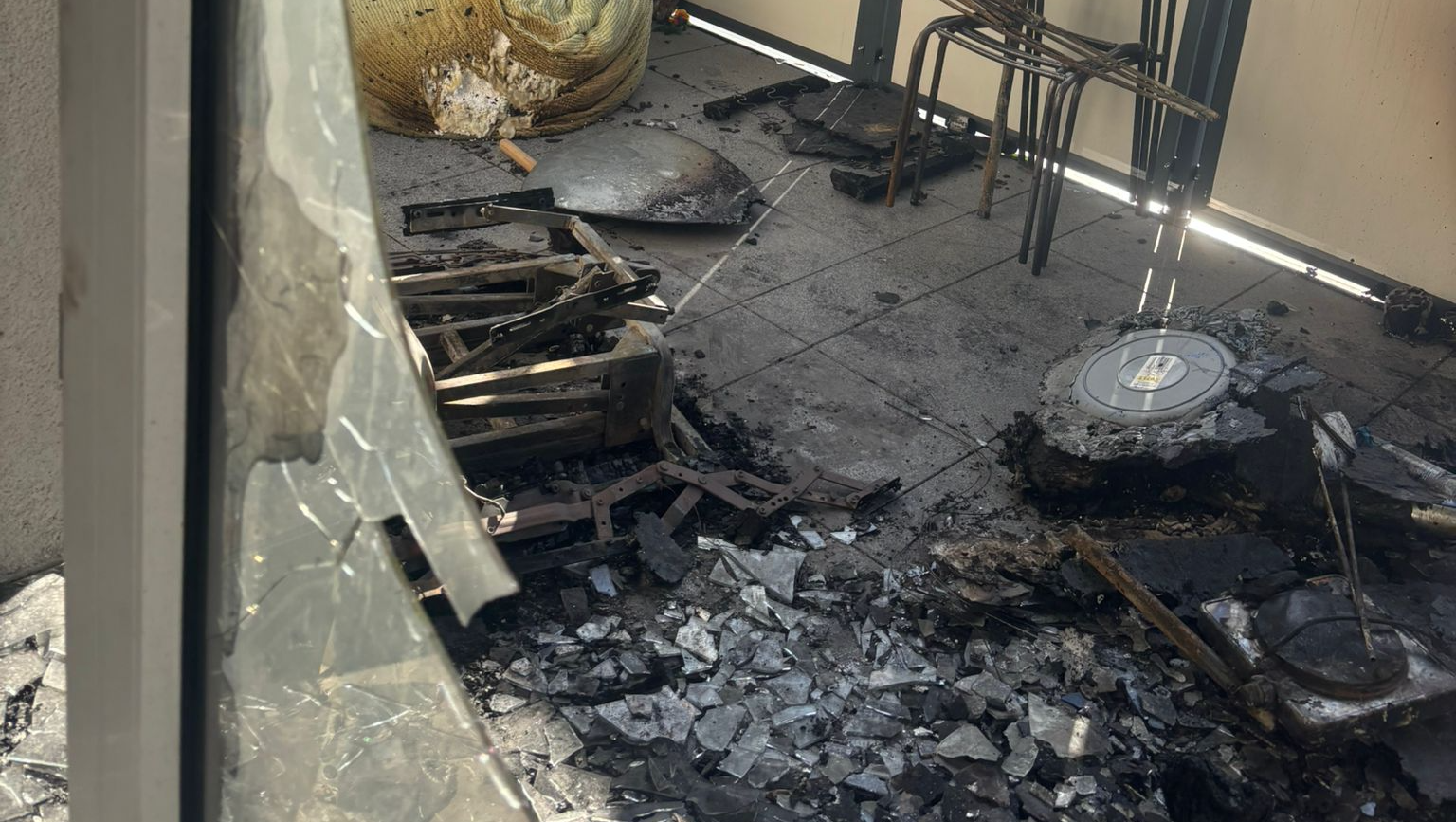 Hilfe für Mutter und zwei Kinder nach Wohnungsbrand photo