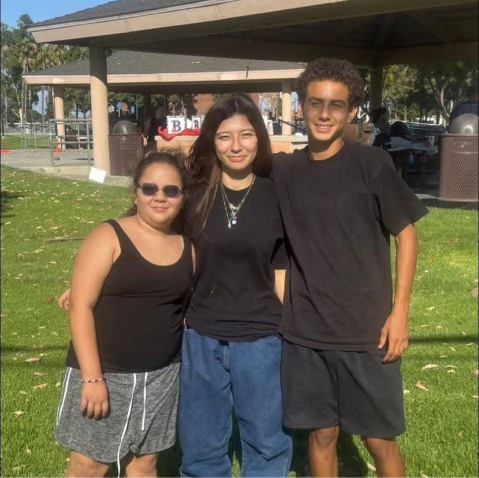 A mom and her kids who needs just a little bit of help campaign photo, 2 of 4