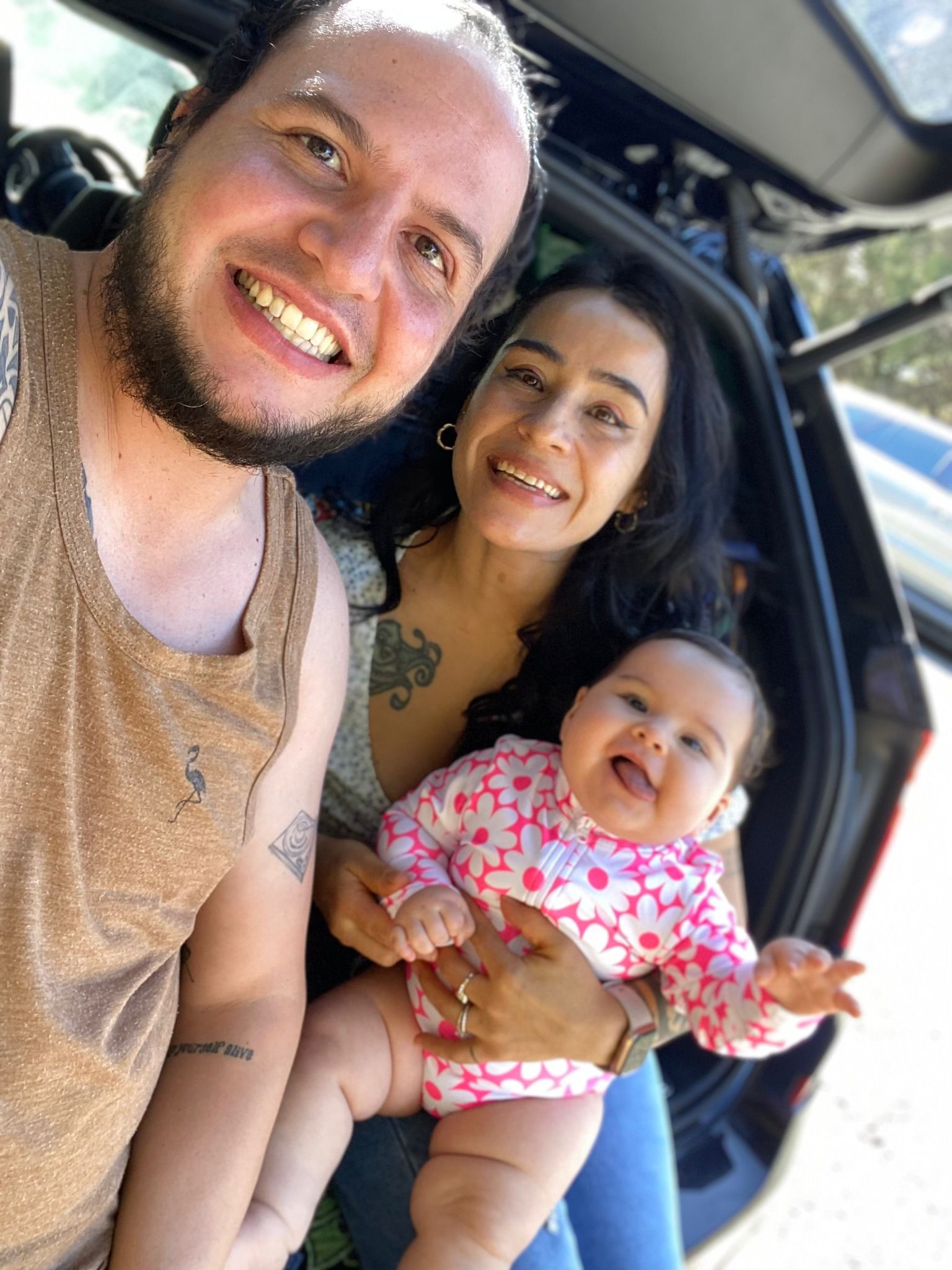 Fundraiser by Katherin Andrea Pulido Barreto : Help us get back home ✈️❤️