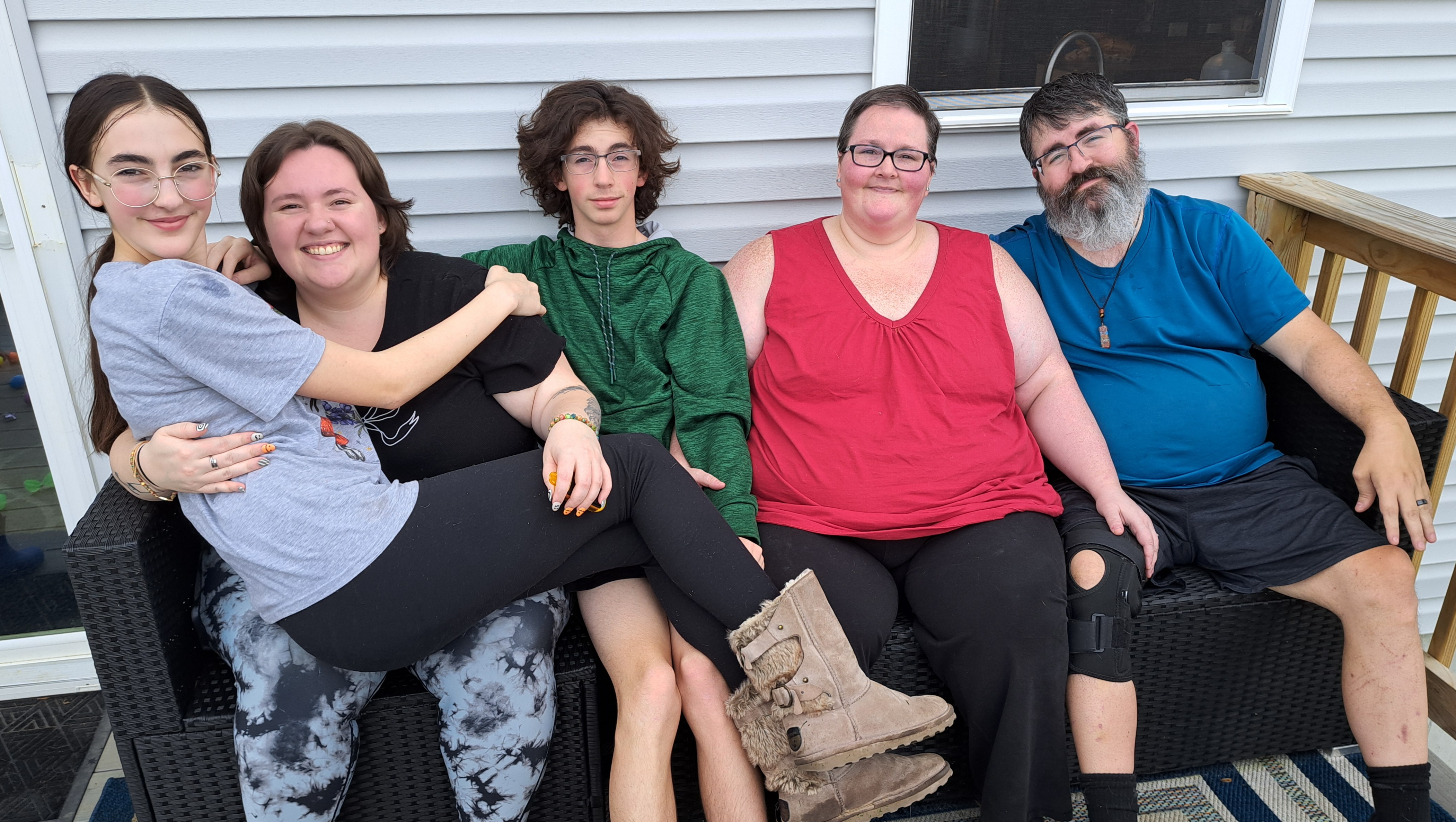Family in need. Every little bit helps. Please share. Thanks photo