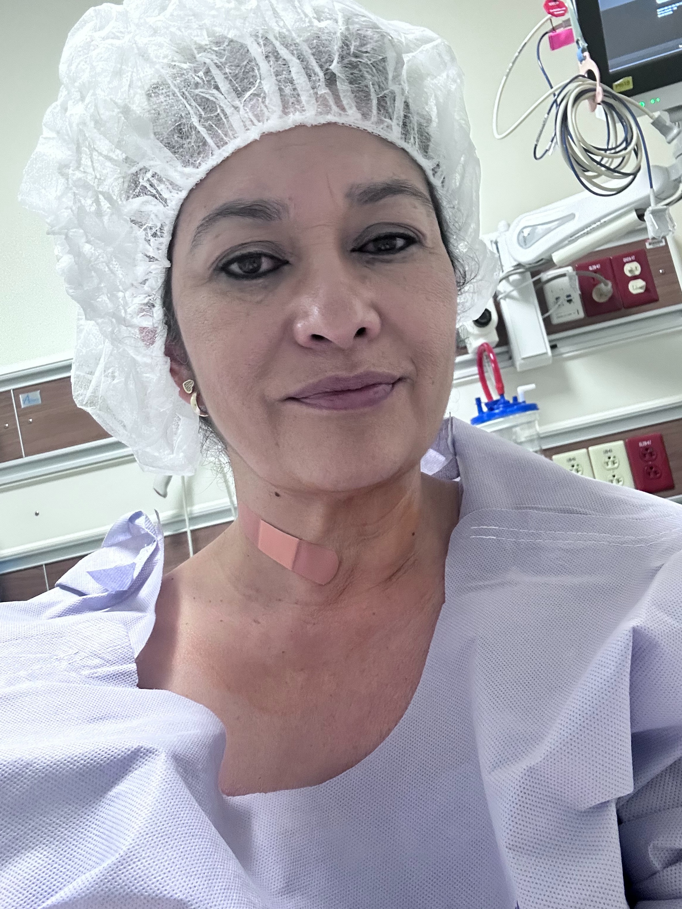 Me ayuda para poder cubrir los gastos medicos que tengo. campaign photo, 2 of 5