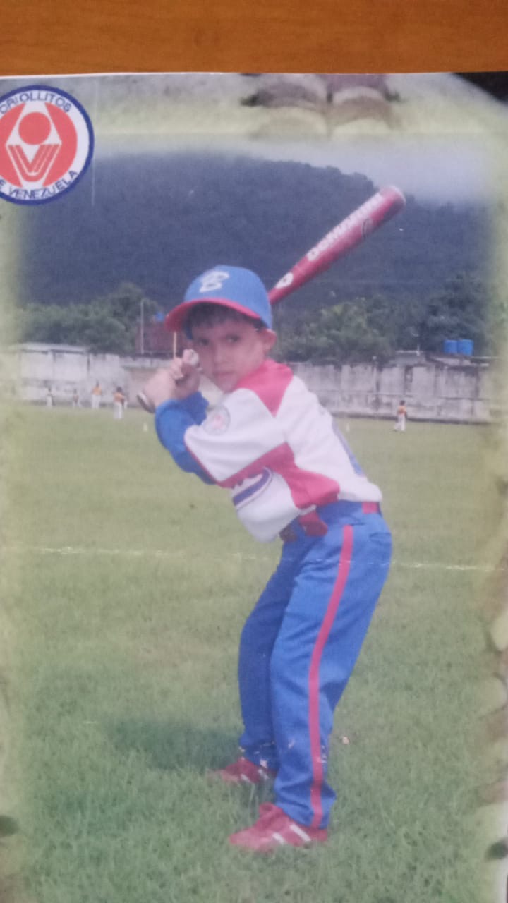 TU MANO AMIGA ME LLEVARÁ A LA SUMMER LEAGUE 2026 campaign photo, 5 of 8