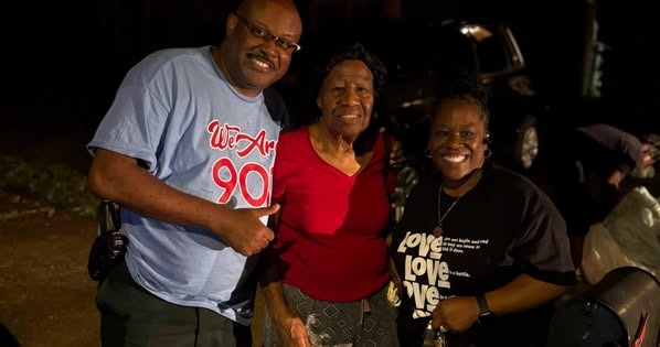Save Mrs. Williams' Home and Peace campaign photo, 5 of 6