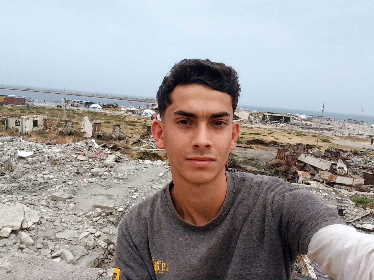 Support Walid and his family form Gaza to escape the siege campaign photo, 7 of 8