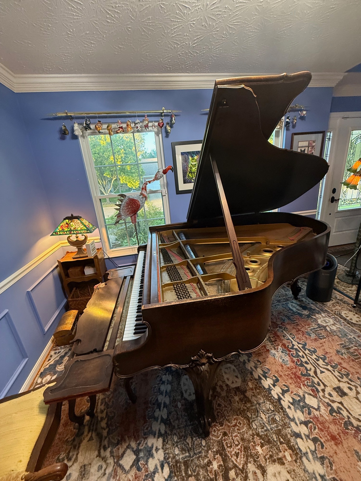 Let's rebuild Anne Moss's Steinway piano campaign photo, 7 of 7
