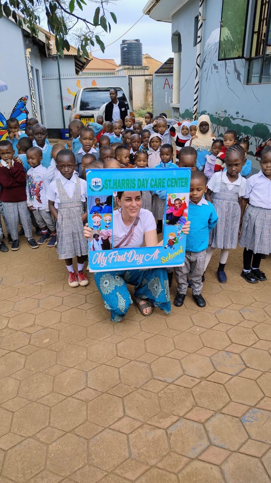 Comprare cibo per i bambini di asilo in Tanzania campaign photo, 7 of 8
