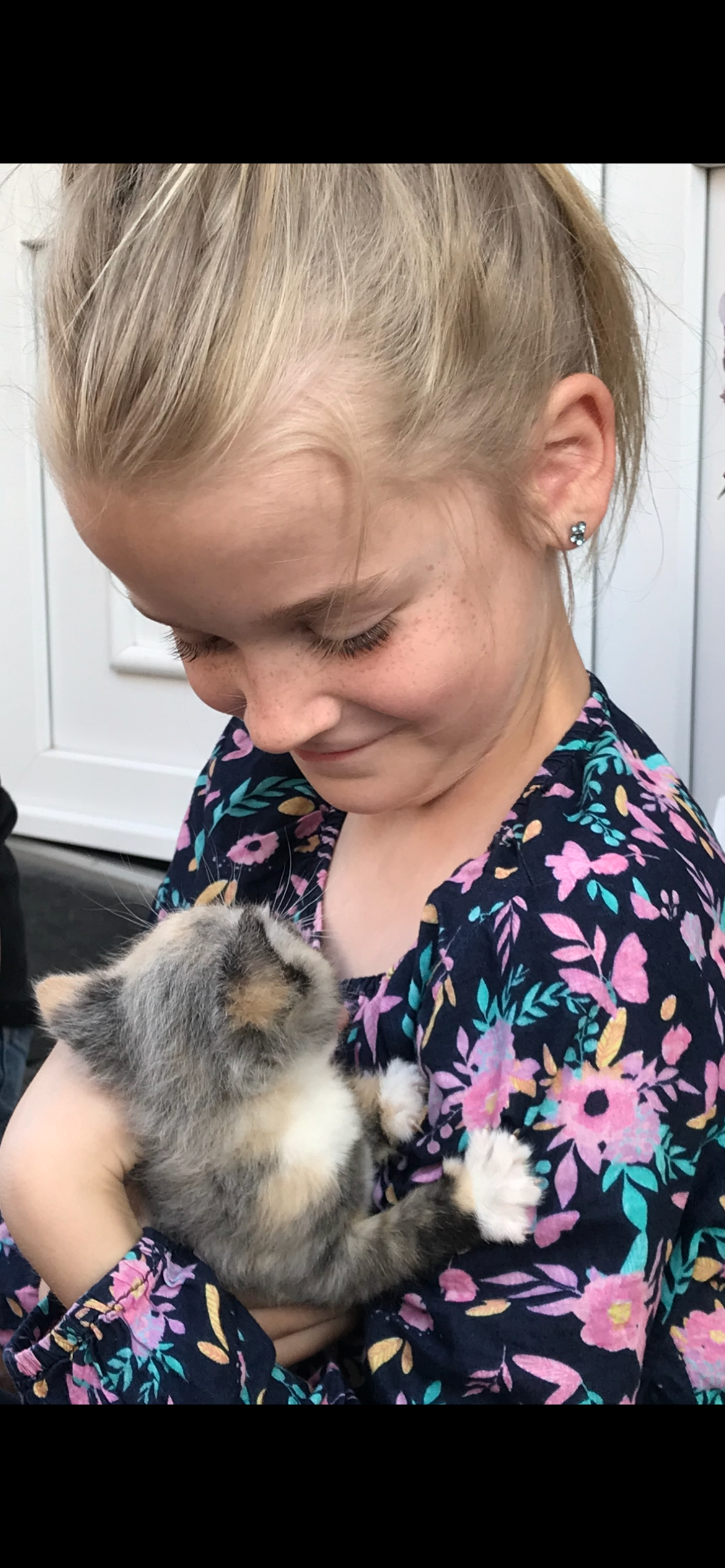 Helft Egi Zu Überleben Durch Eine Kleine Spende Für Ihre OP campaign photo, 7 of 8