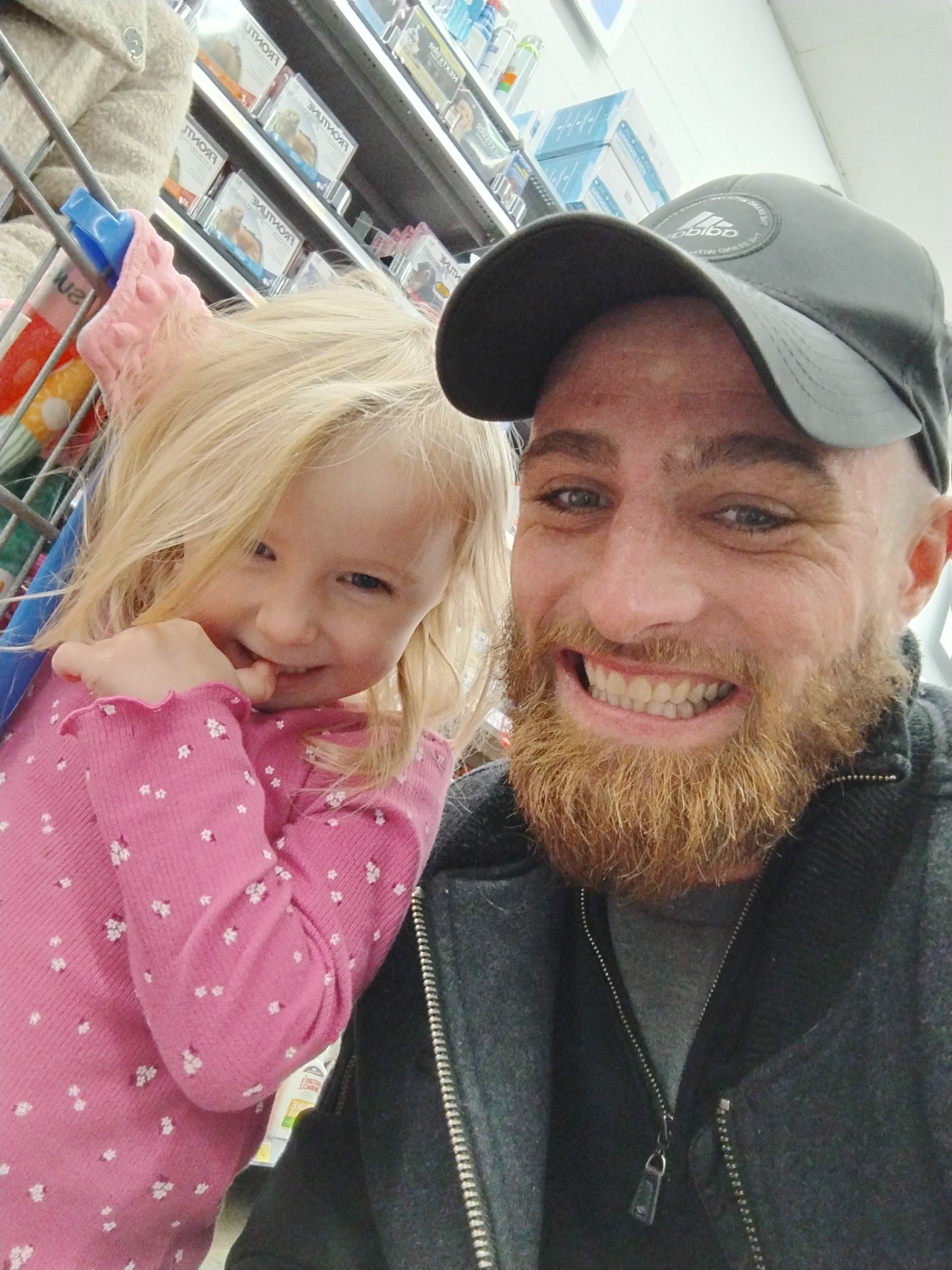 Help reunite this baby girl and her daddy. We need eachother campaign photo, 2 of 6