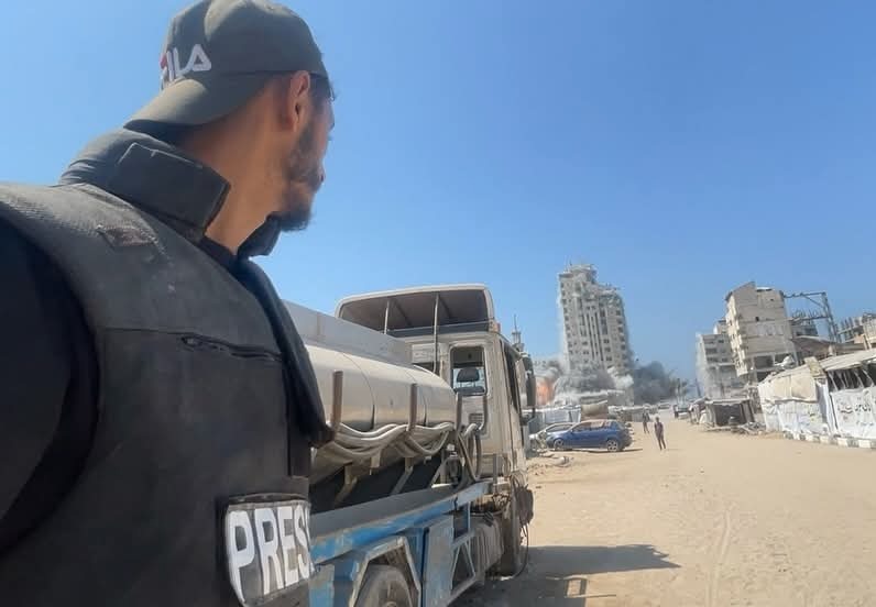 Voice of Gaza: Yahia Al-Awadiah’s Fight for Survival campaign photo, 7 of 8