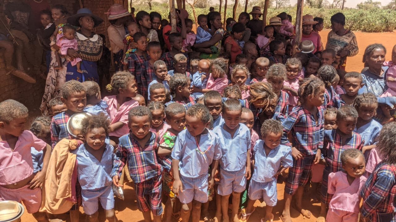 Help paying EXTRA LUGGAGES to bring Donations to Madagascar campaign photo, 6 of 7