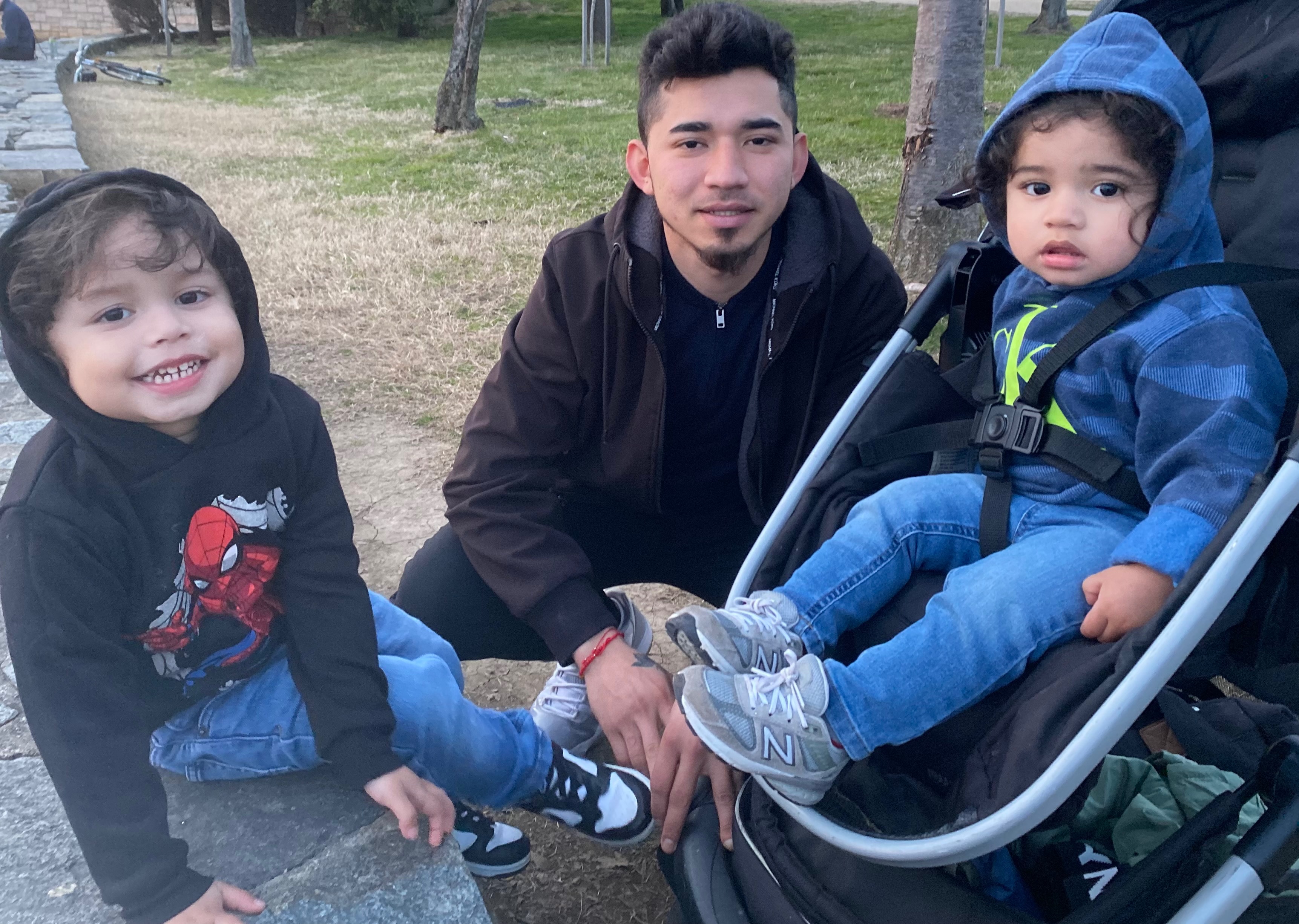 Family of 5, help bring Julio back Home campaign photo, 4 of 8