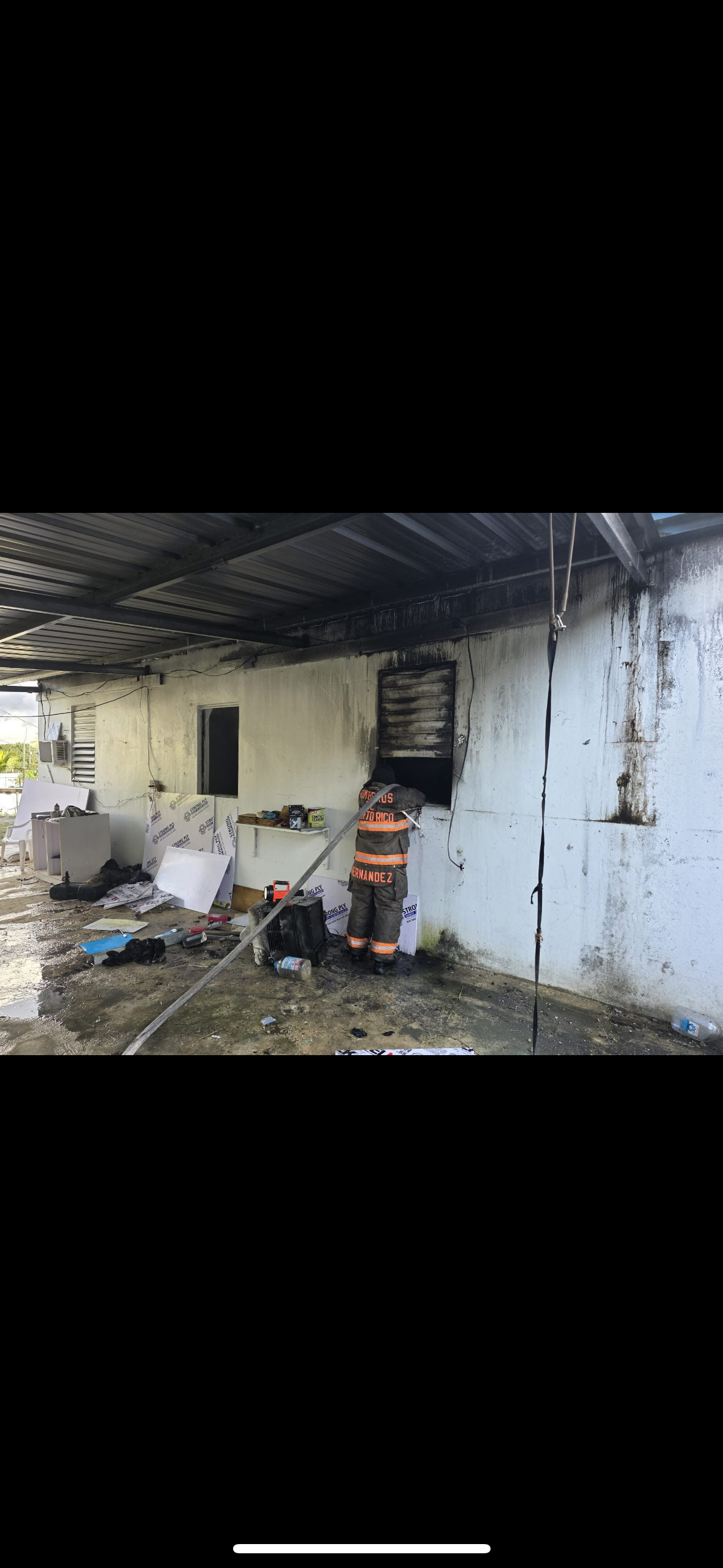 Ayuda a la familia Santiago tras incendio de su hogar campaign photo, 2 of 4