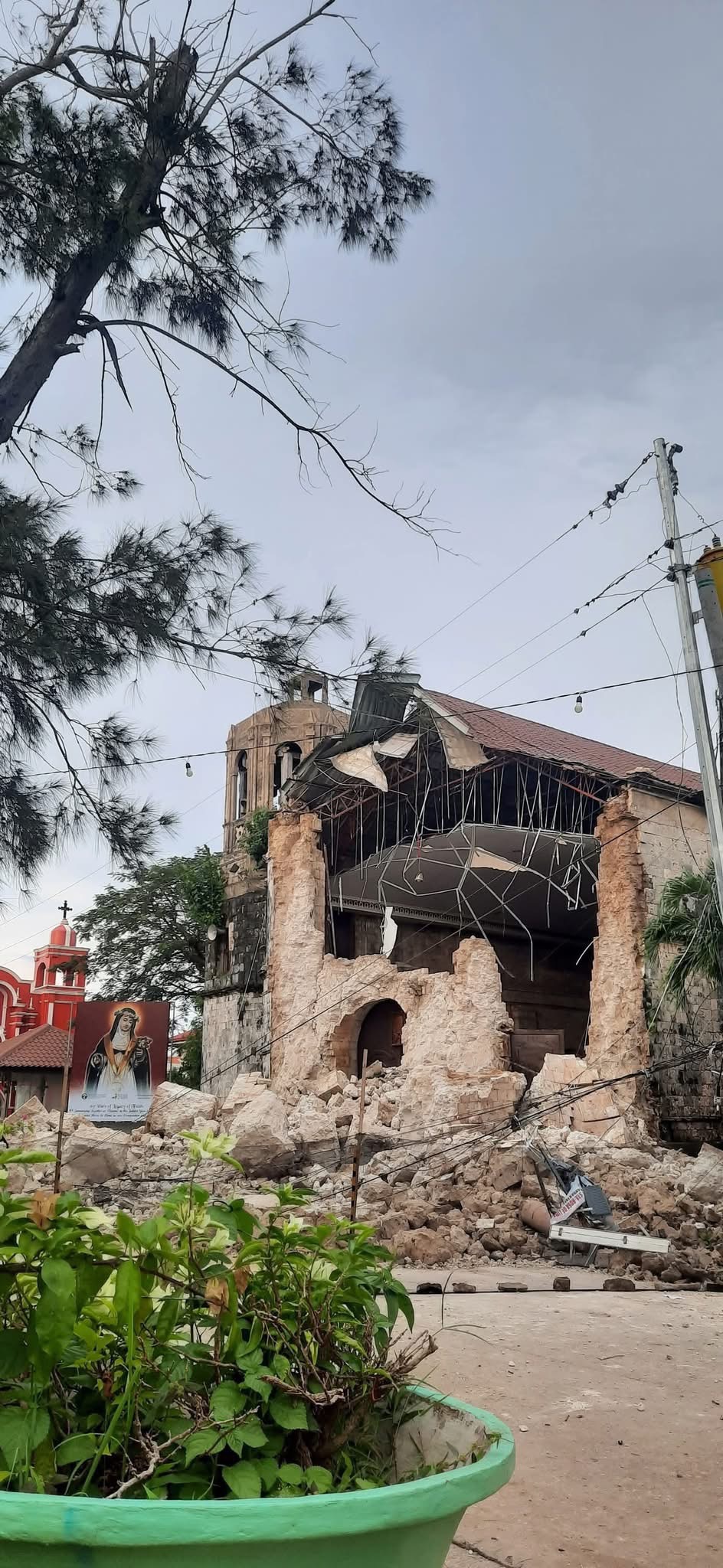 Help Rebuild Daanbantayan, Cebu After the 6.9 Earthquake campaign photo, 6 of 8