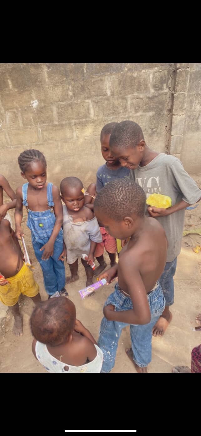Help this family who really needs help. campaign photo, 2 of 8
