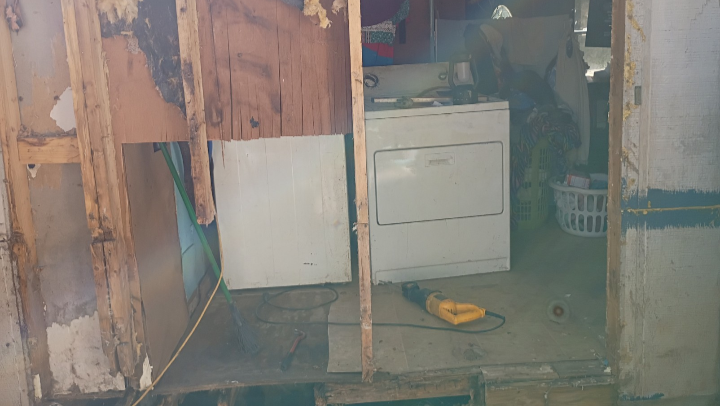 Help Restore Family Home for single mother and two children photo