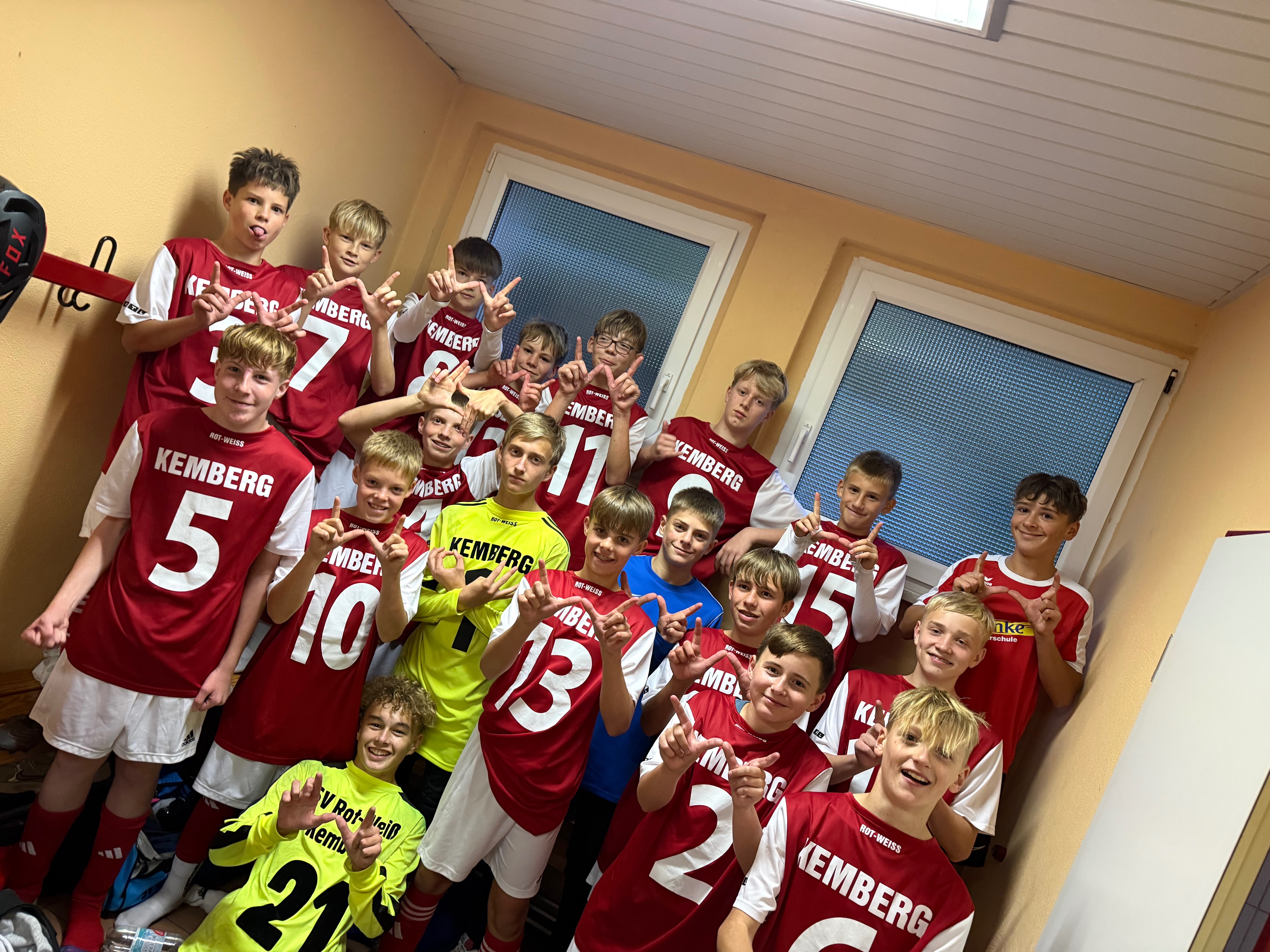 Neuen Trikotsatz campaign photo, 2 of 5