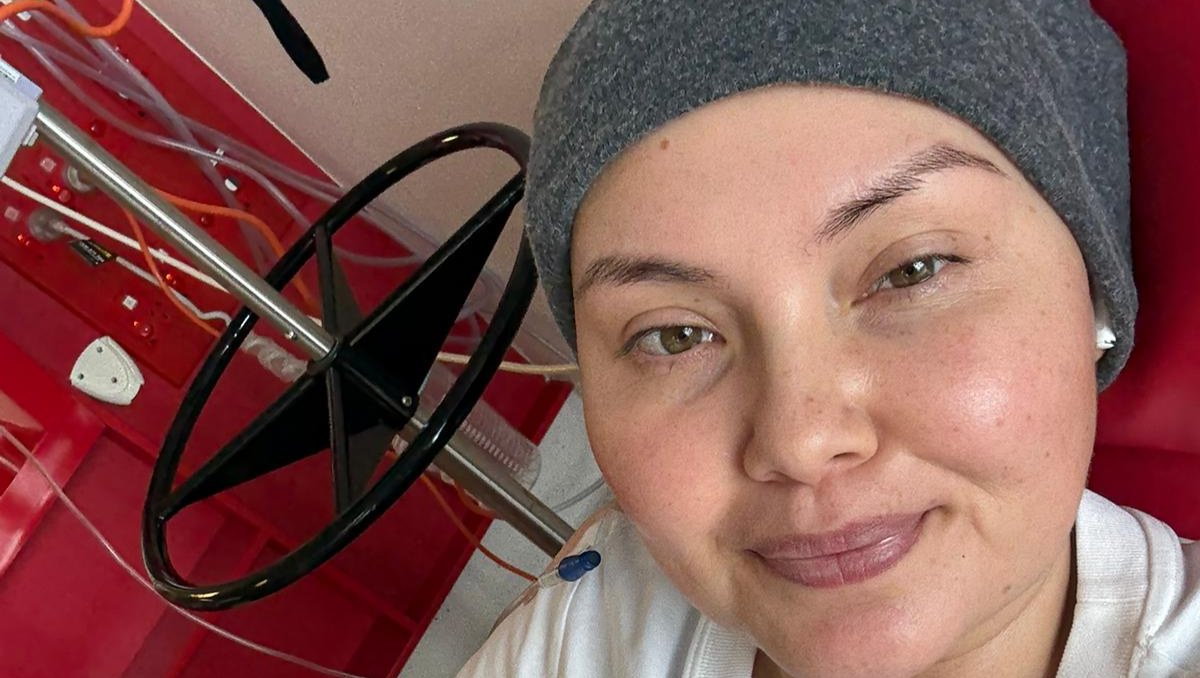 Eileen's Urgent Fight Against Aggressive Breast Cancer photo