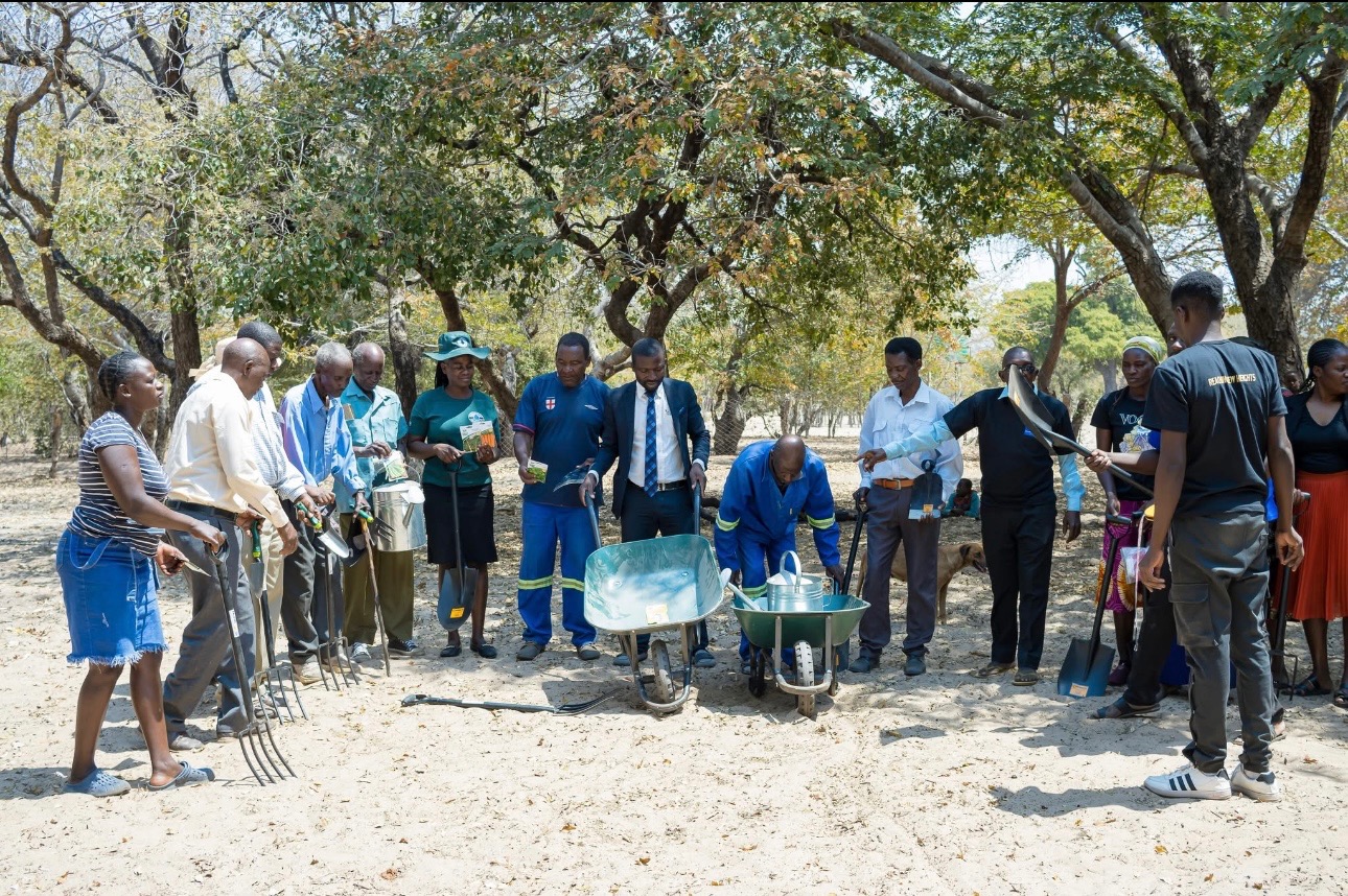 To Volunteer and donate to Reachout Trust Zimbabwe campaign photo, 5 of 7