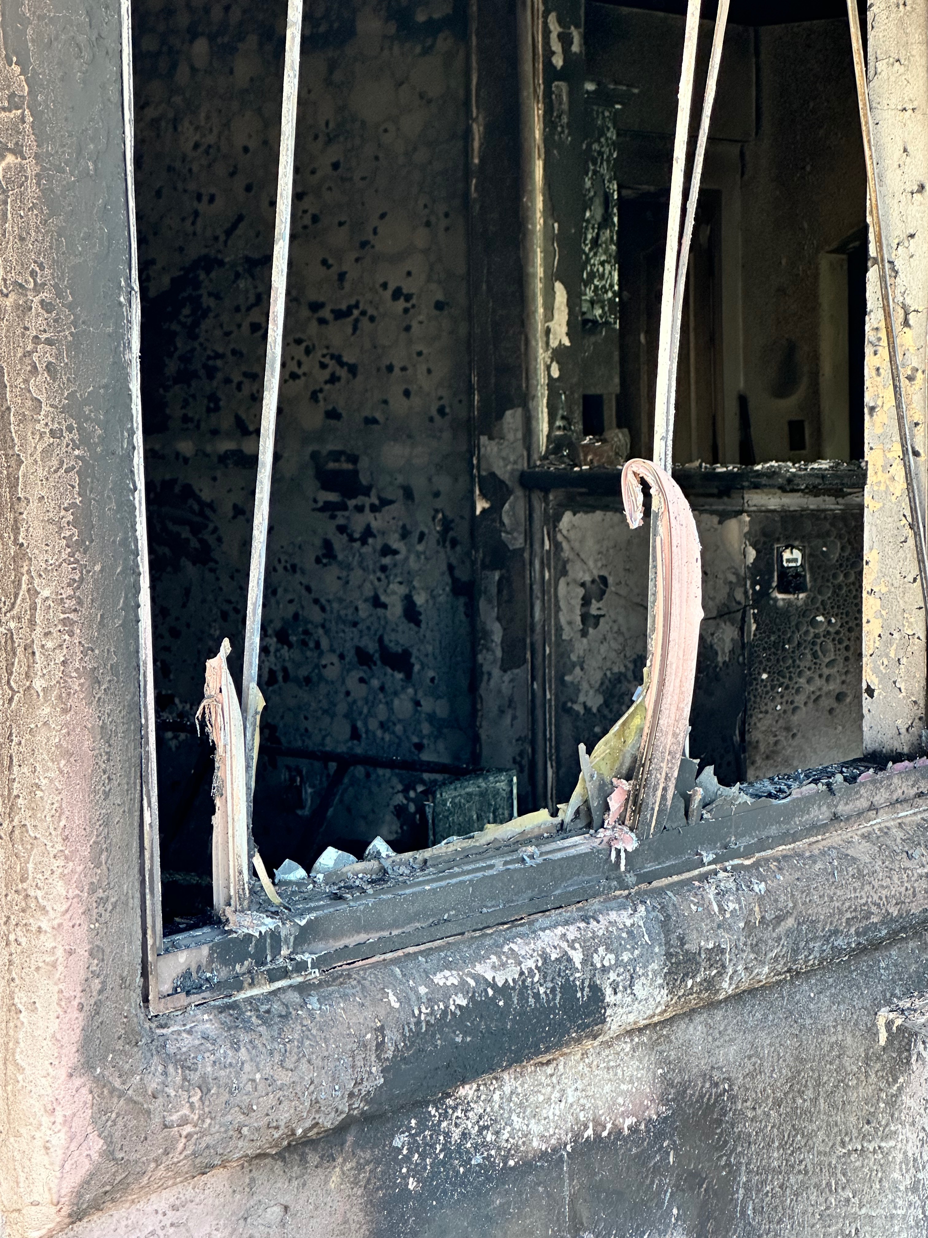 Help Our Friend’s Rebuild After Their Home caught Fire campaign photo, 4 of 8