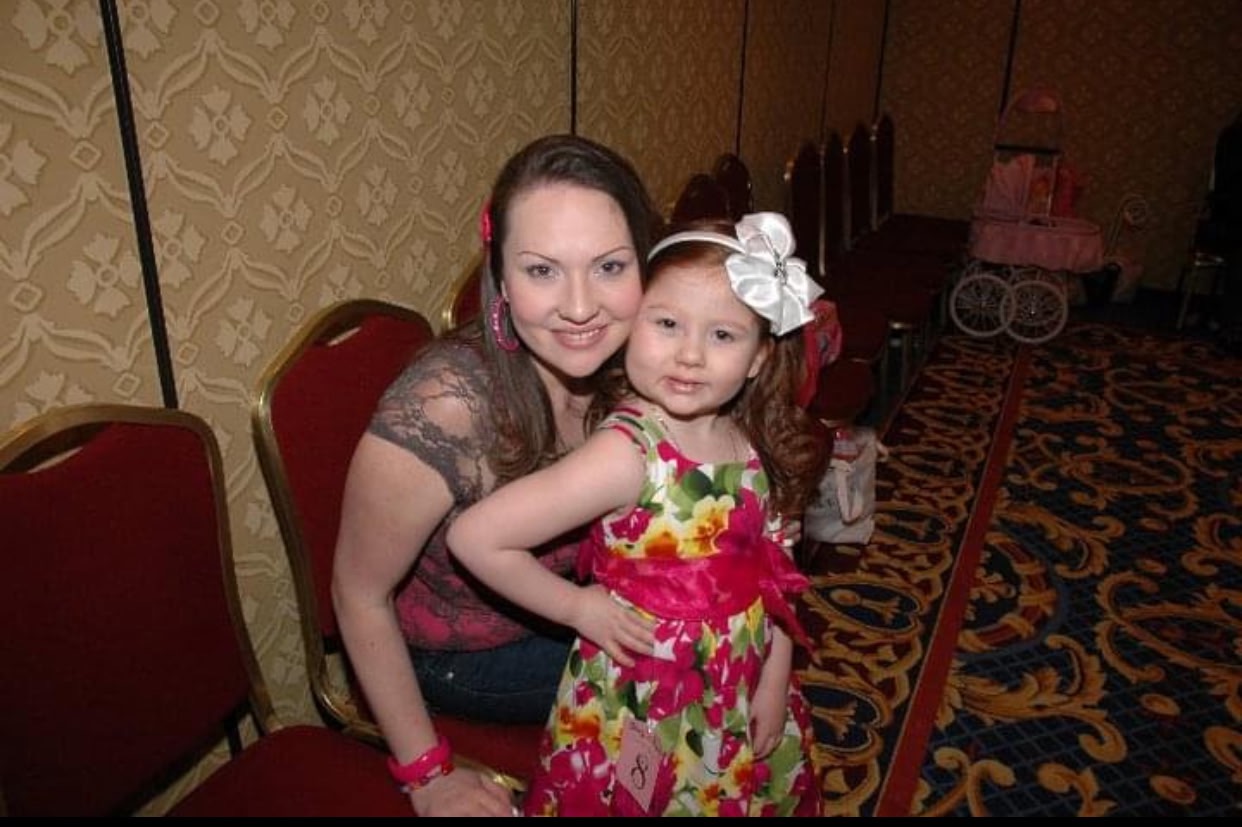 Layla Evan’s campaign photo, 6 of 8