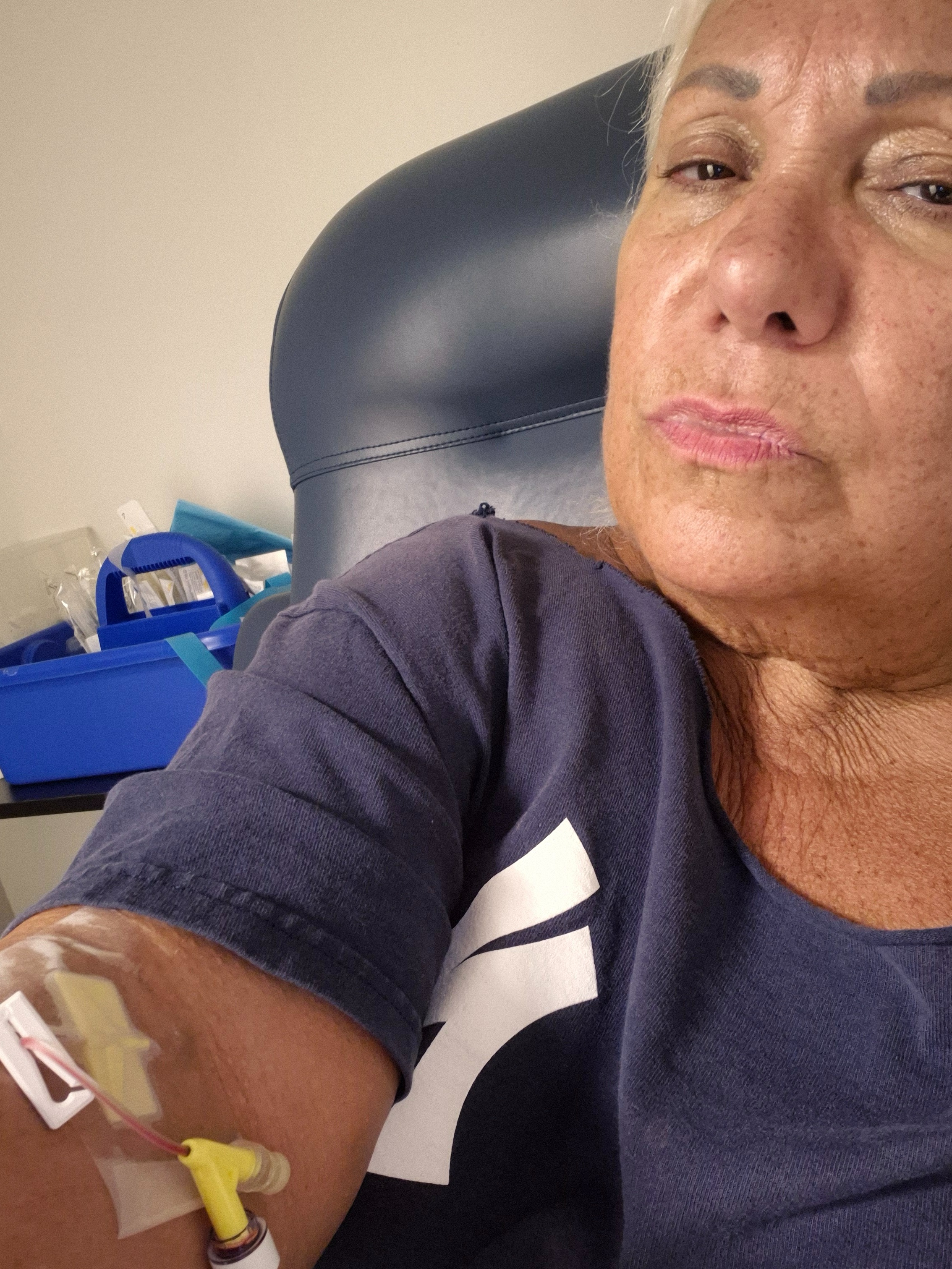 Im battling STAGE 4 COLORECTAL CANCER HELP IM ALL ALONE!!! campaign photo, 2 of 7