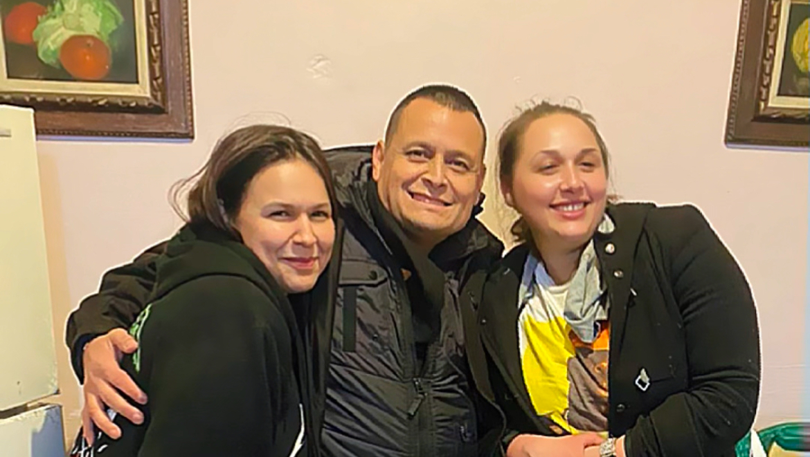 Please Help my Dad for the surgery he needs photo