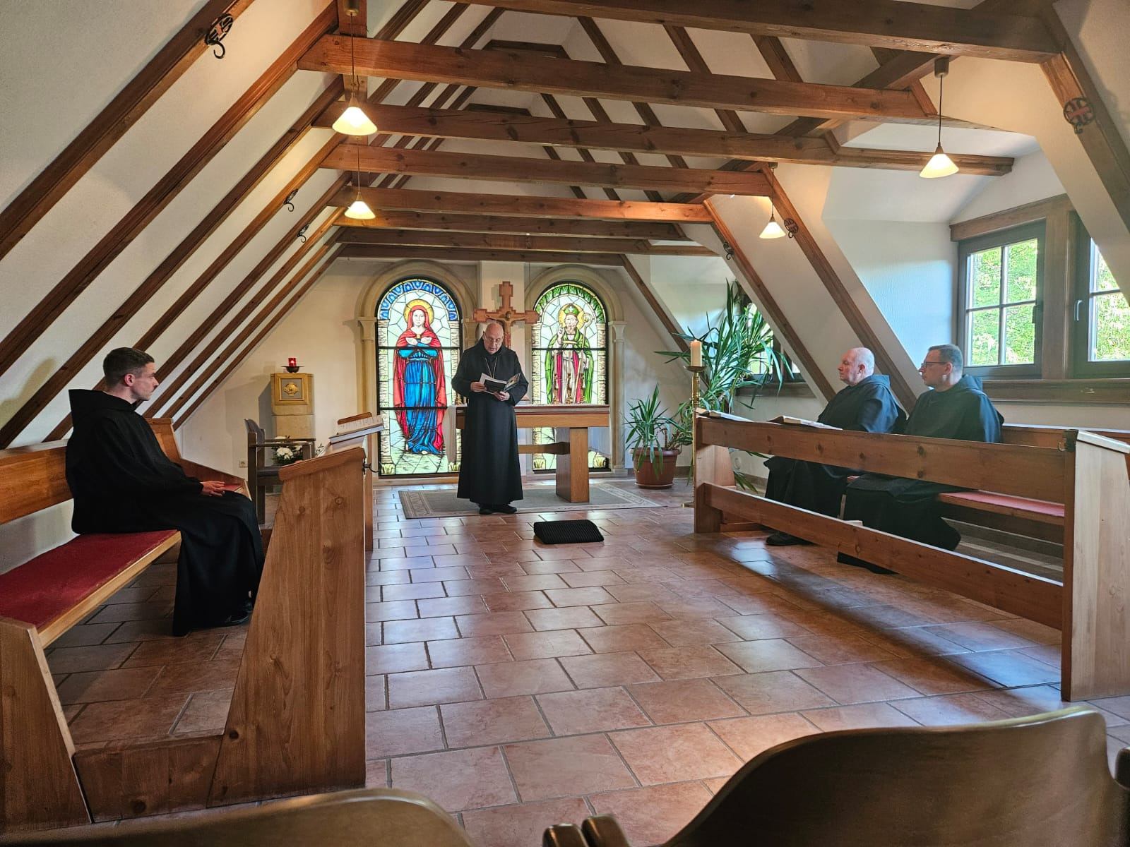 Ein Fahrstuhl für unser kleines Kloster campaign photo, 4 of 7