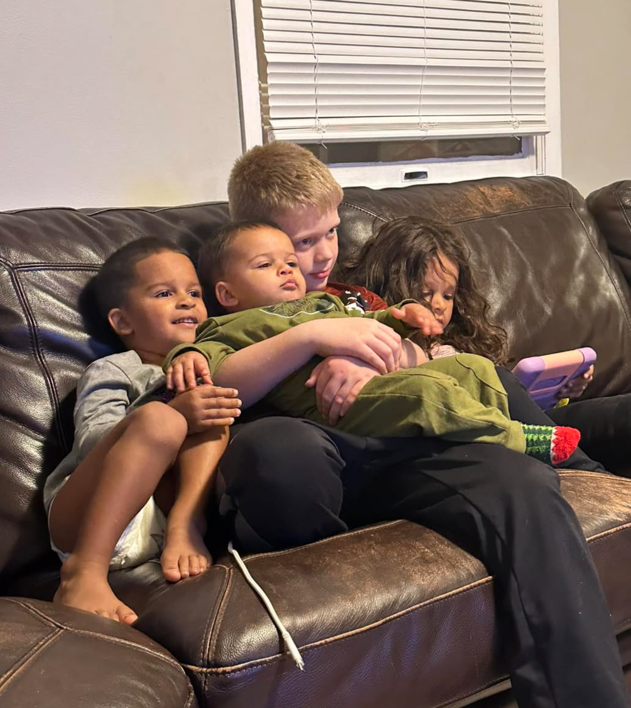 Unexpected job loss - single mother of 4 campaign photo, 2 of 4