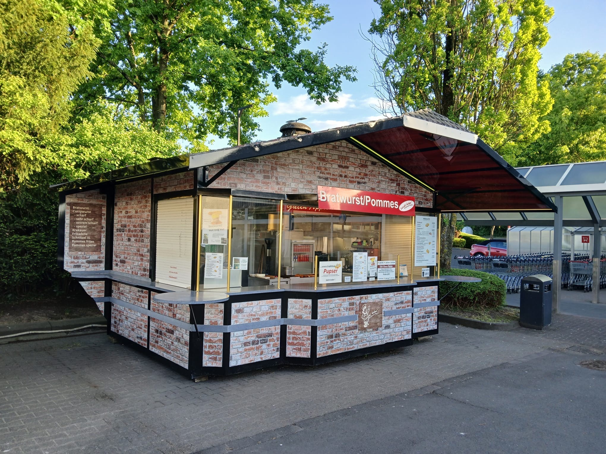 Grillstandvollbrand in Soest - Hilfe beim Wiederaufbau campaign photo, 4 of 8