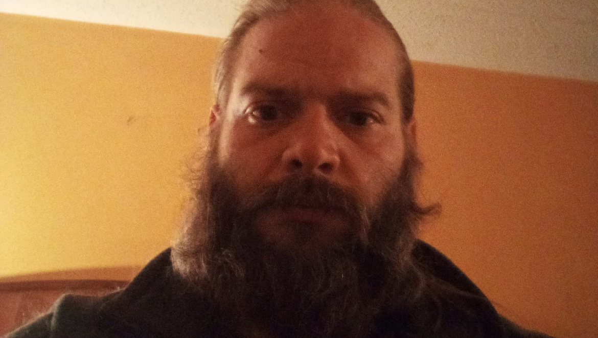 Help Dustin Get Back on His Feet photo