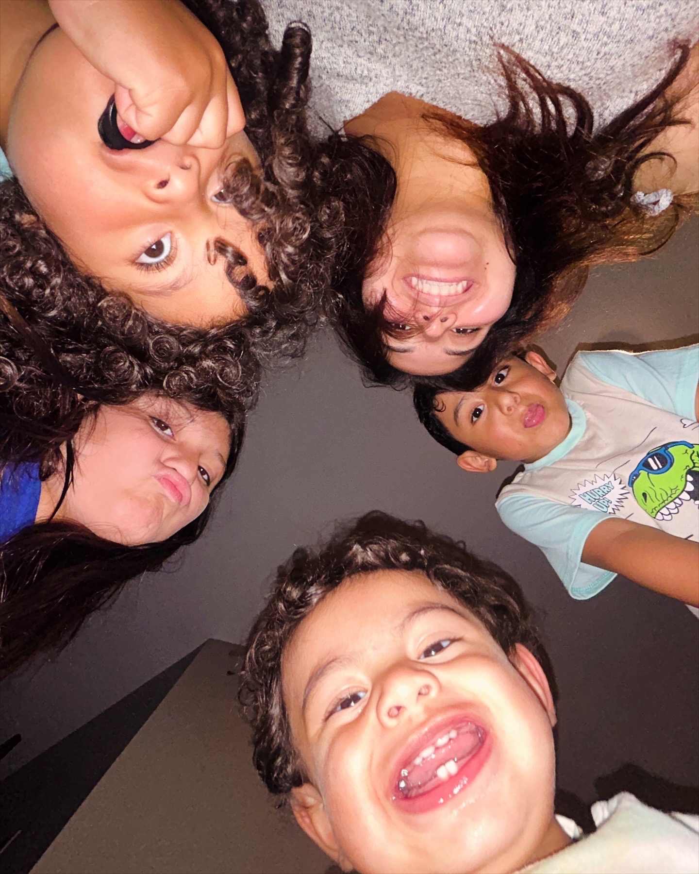 Help Hingrid Care for Her 4 Kids, Her Husband Is Detained campaign photo, 5 of 8
