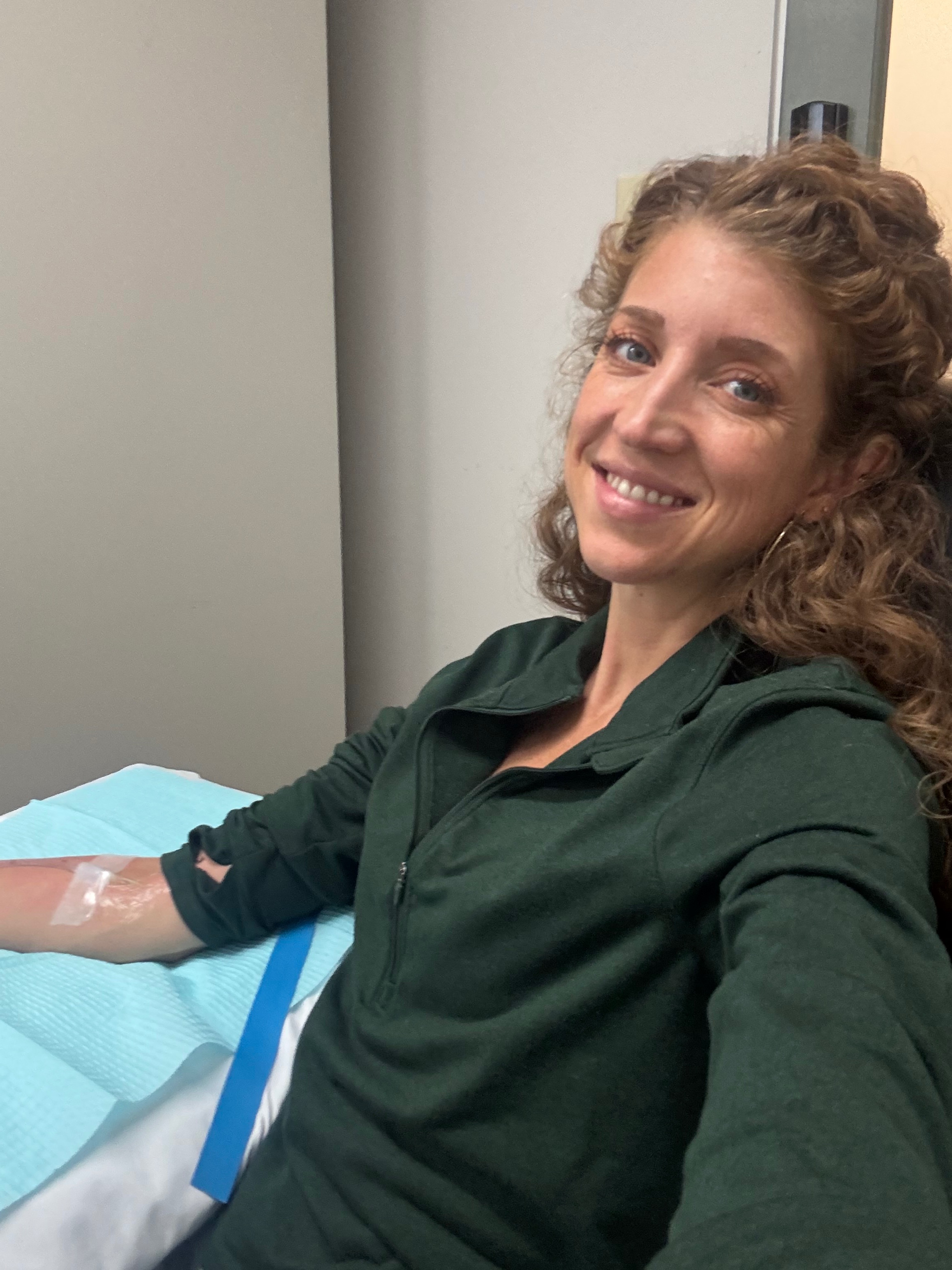 Help Rachelle Fight Aggressive Metastatic Breast Cancer campaign photo, 6 of 8