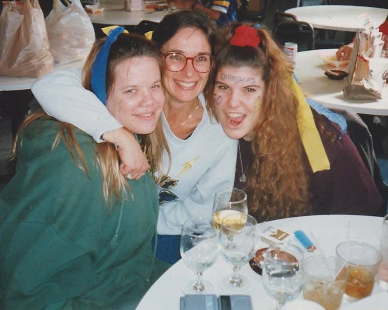 Support Lisa's Cremation Wishes campaign photo, 5 of 6