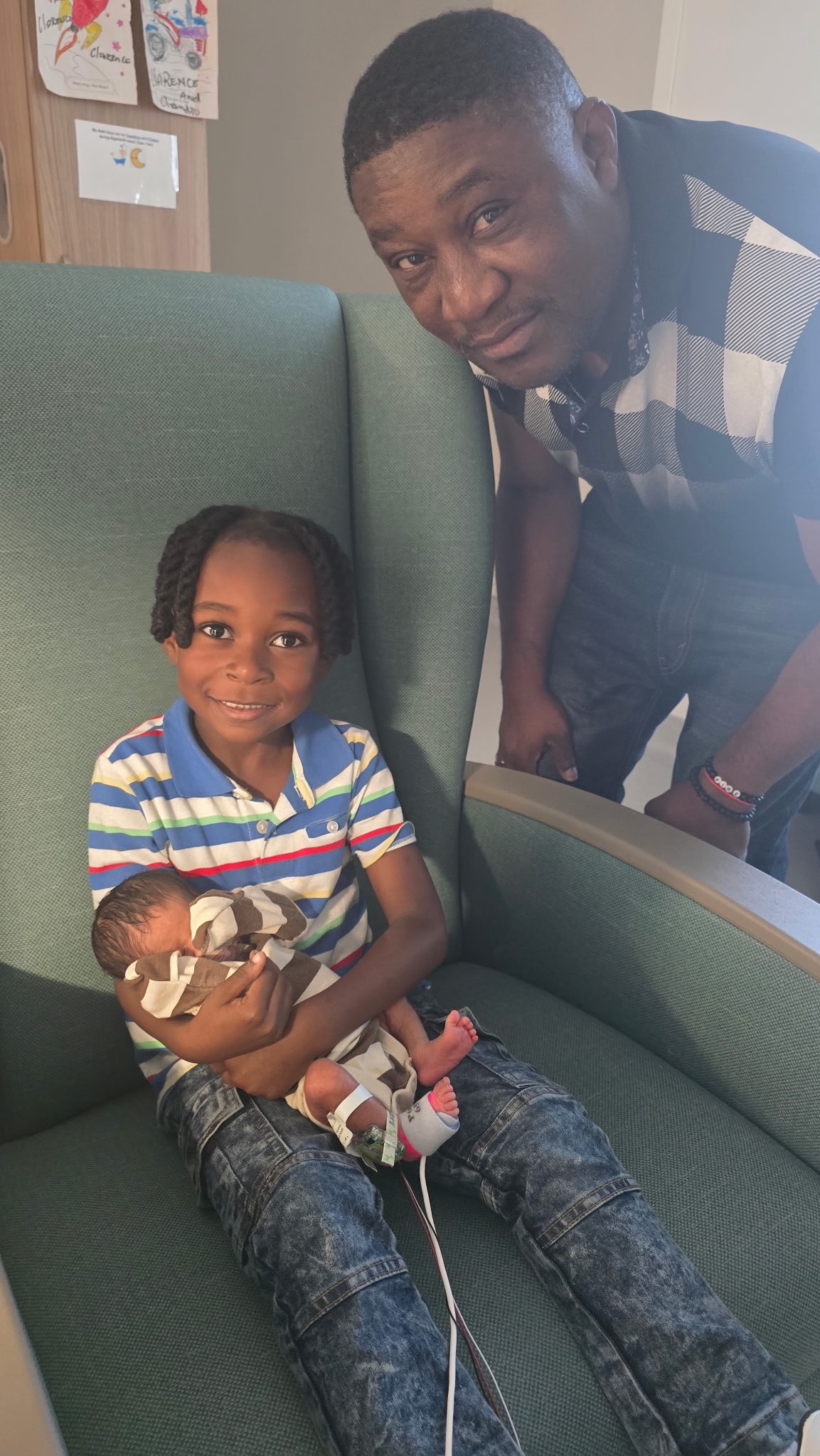 Support Toussaint Claude's Family in Crisis campaign photo, 4 of 7