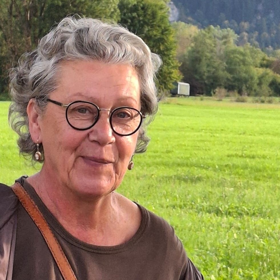 Ein gemeinsamer Abschied von Henni: Für Uns. campaign photo, 4 of 5