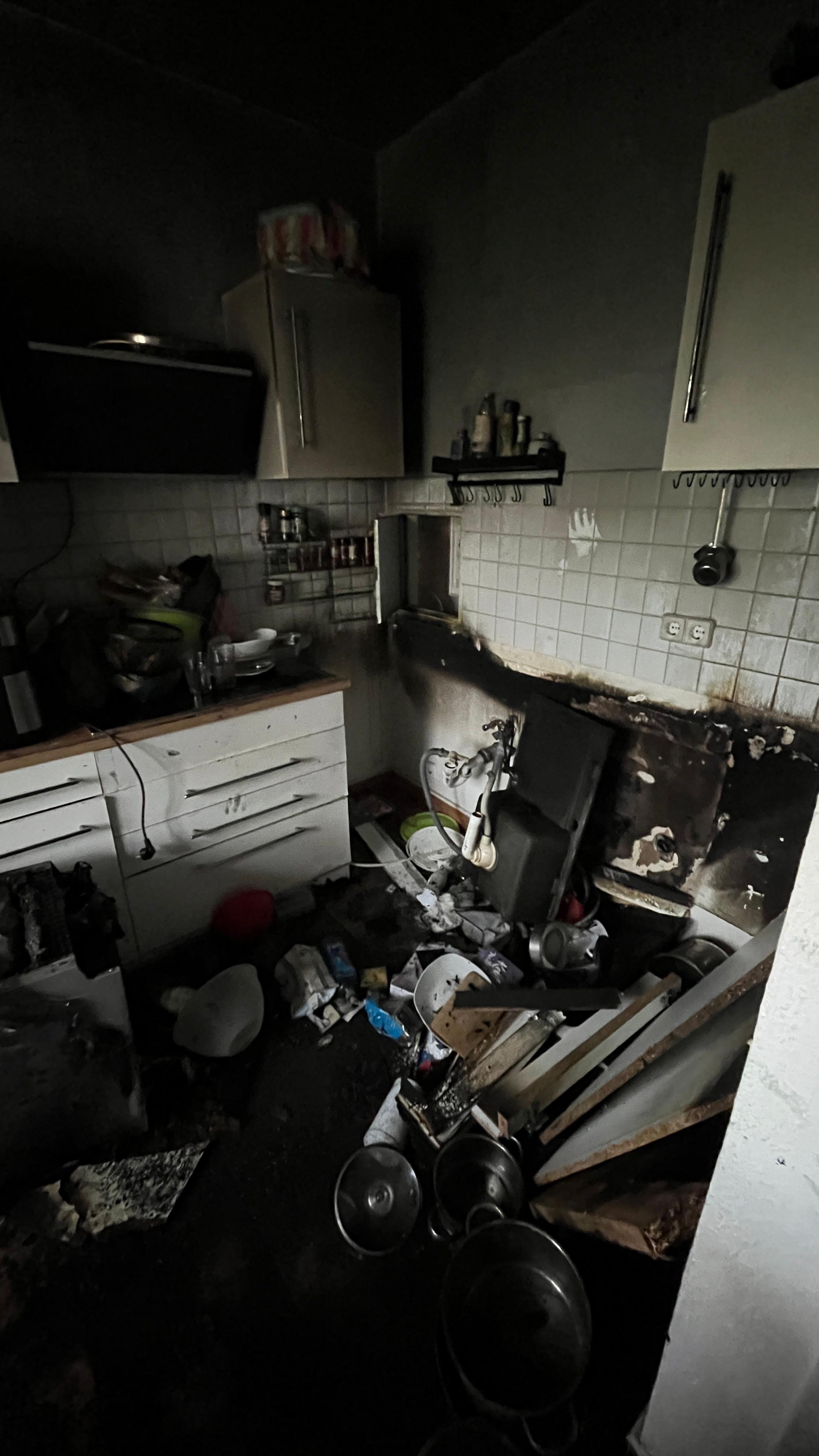 Hilfe wegen Wohnungsbrand campaign photo, 4 of 5
