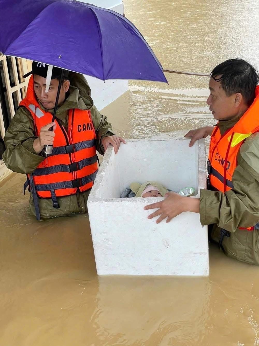 Donate to help storm-affected communities in Vietnam. campaign photo, 4 of 8