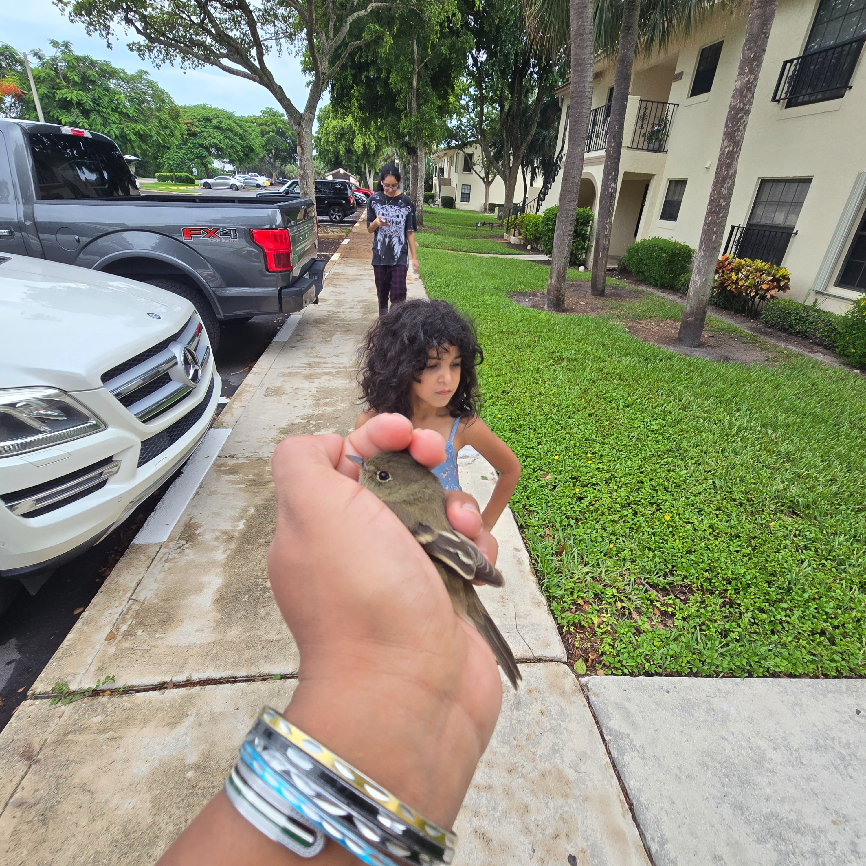 A Fresh Start for a Mom and Her 4 Children Escaping Abuse campaign photo, 4 of 8