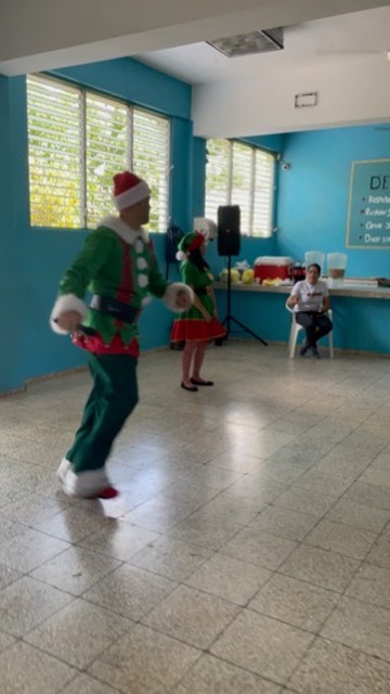 Brighten 135 Children's Holidays with a Smile campaign photo, 4 of 8