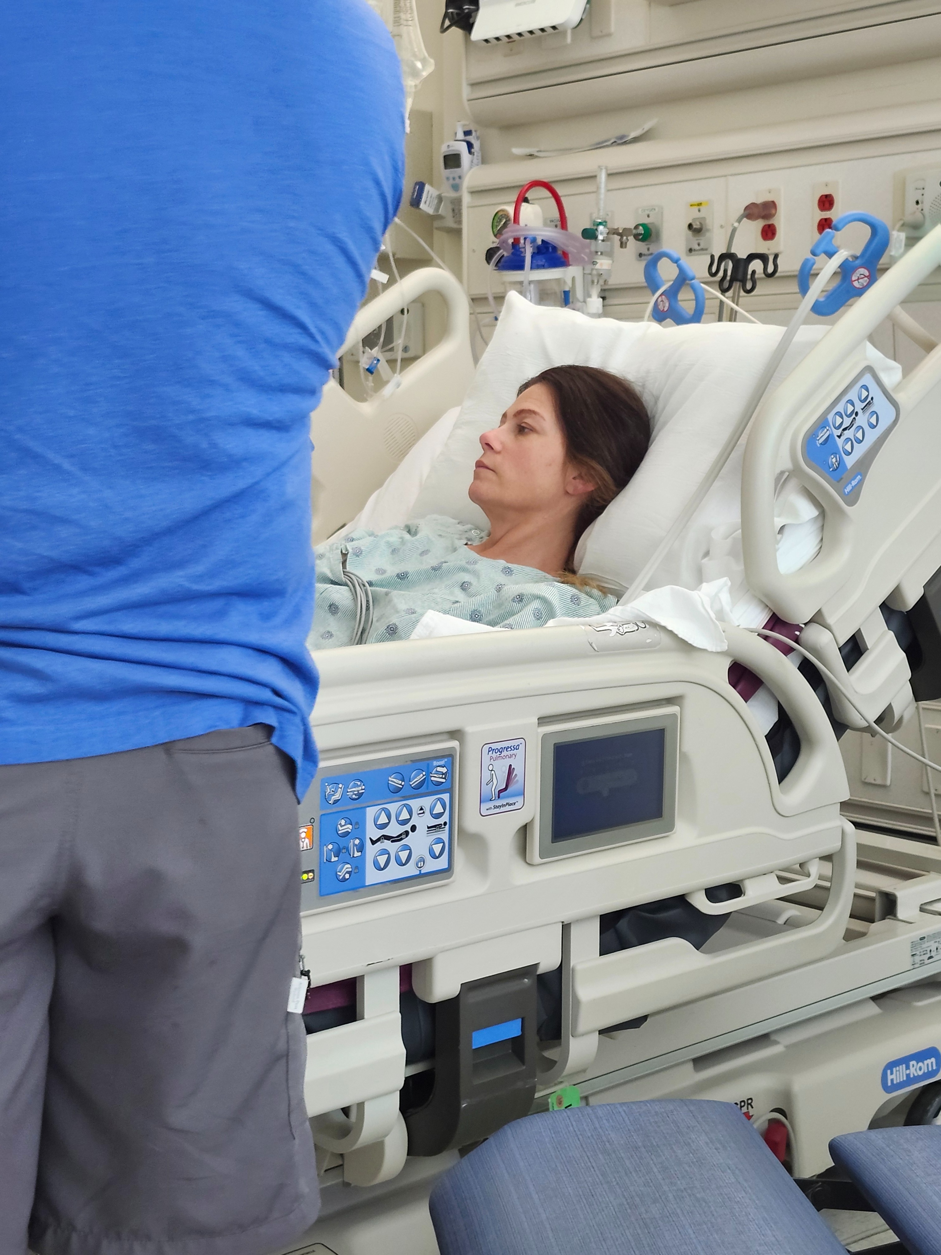 Jessica needs our help until she gets back on her feet. campaign photo, 5 of 7