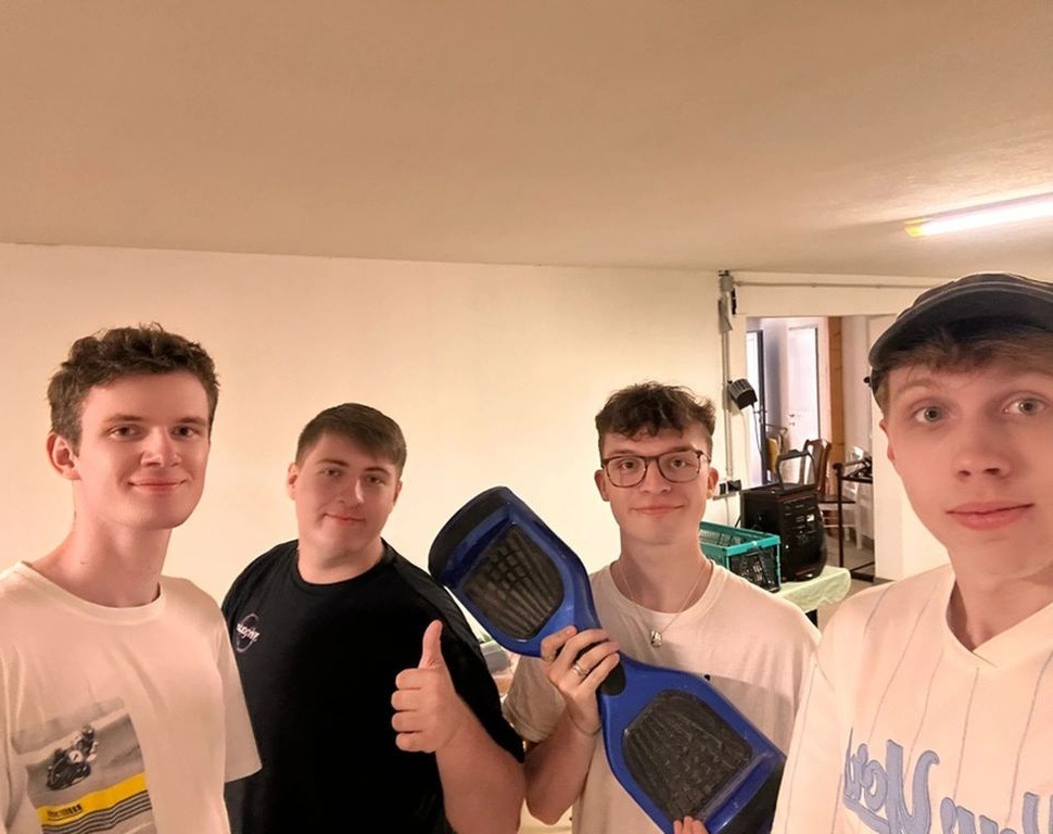 Kampagnen-Foto für DorfBuddy – Our Robot for Cleaner and Safer Villages, 4 von 6