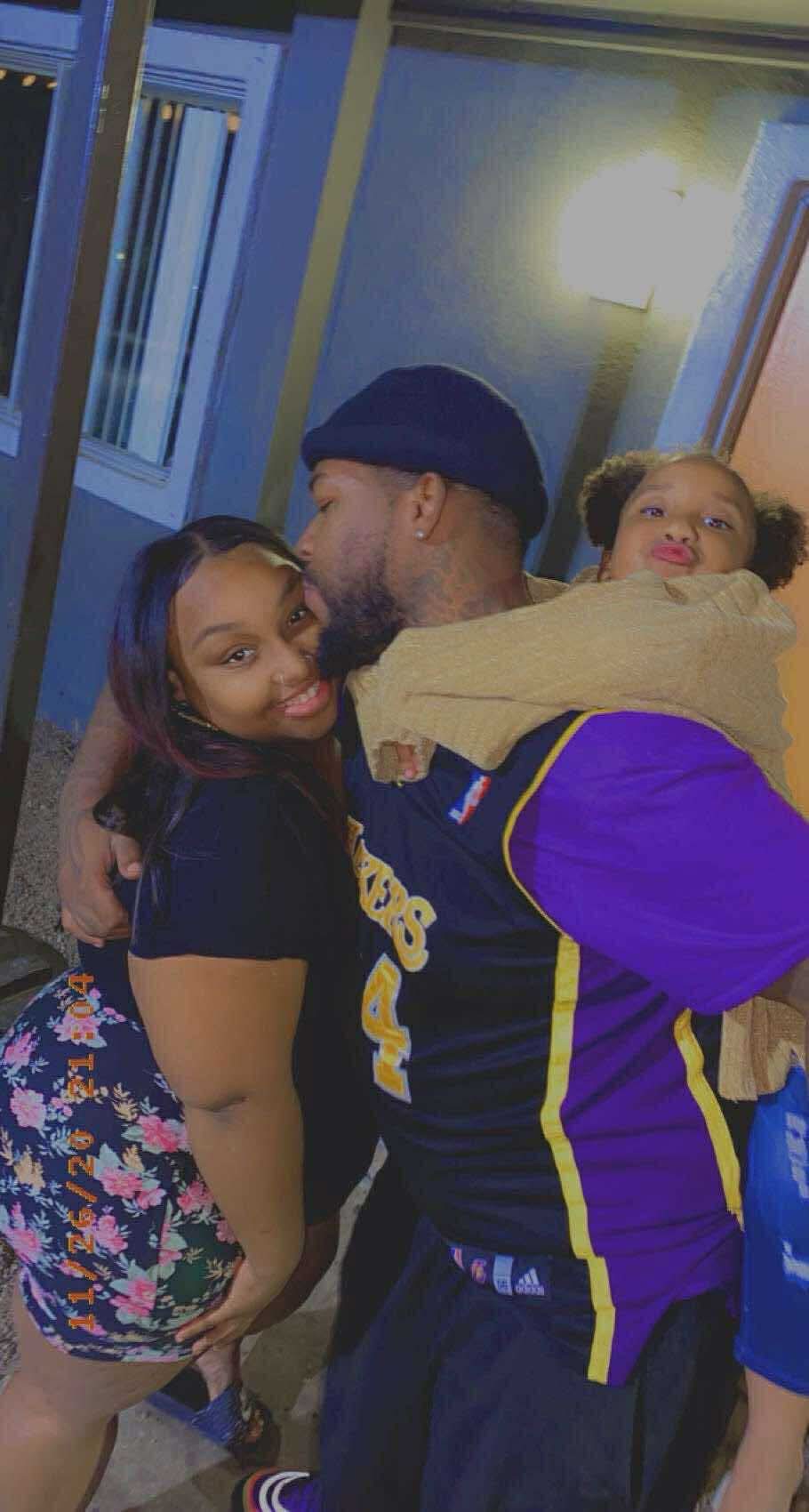 Aid Deondre & his 2 kids After his Loss to Leukemia cancer campaign photo, 2 of 8