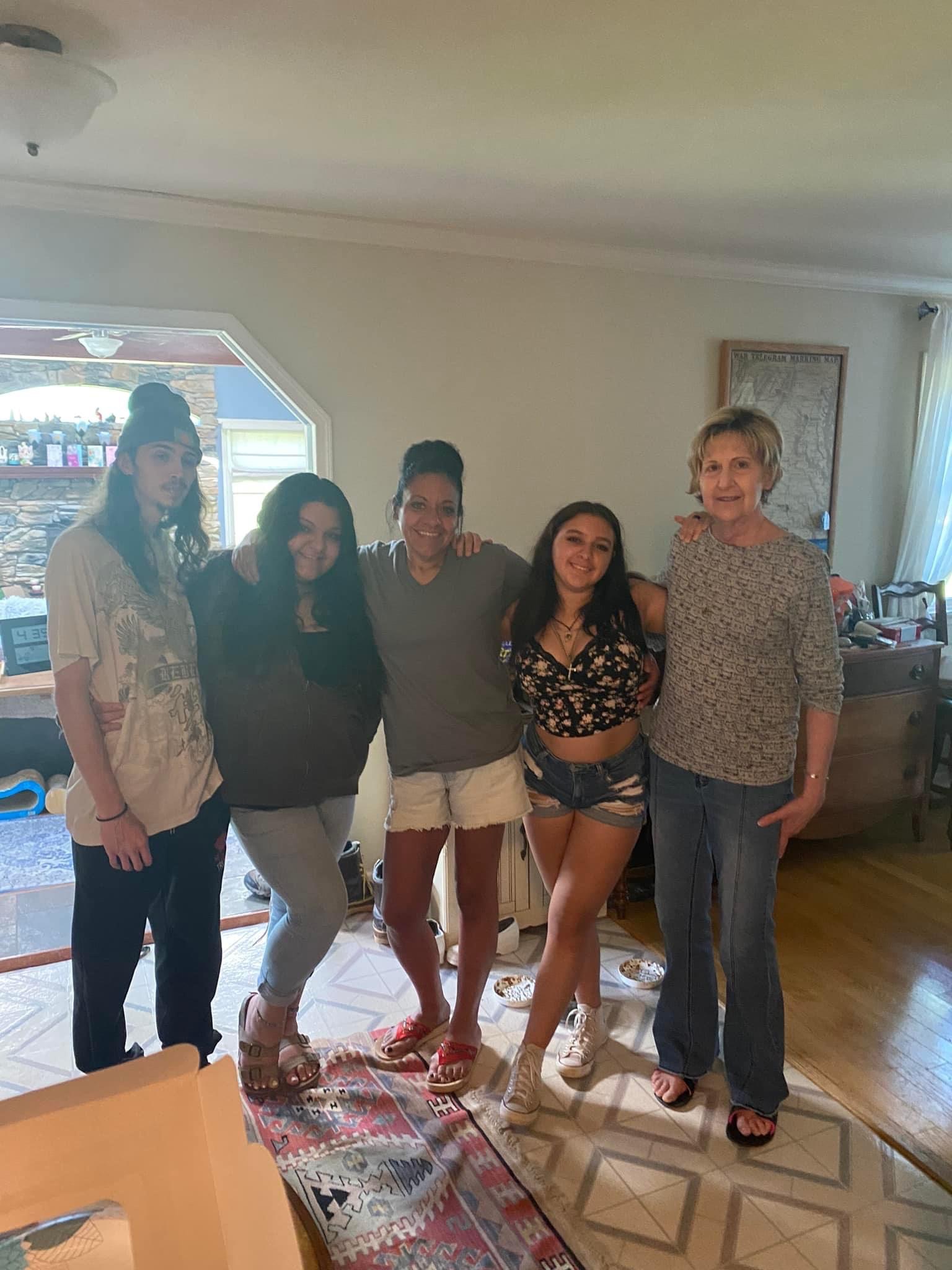 Support Taraesa’s Recovery and Bills campaign photo, 4 of 5