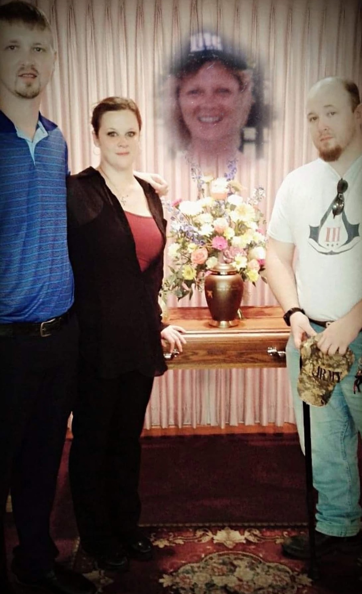 Honoring Kelly Brackin: Help with Funeral Costs campaign photo, 2 of 5