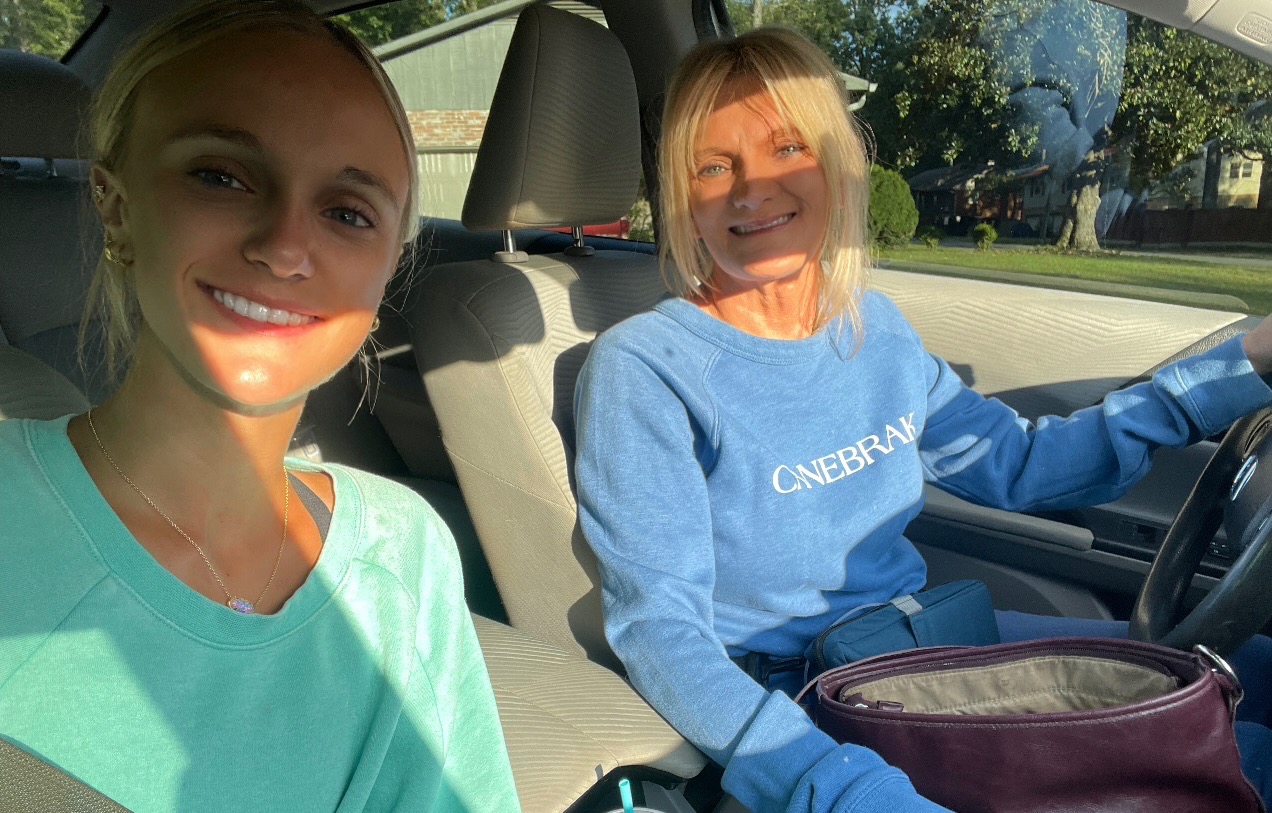 Single mom needing help after hospitalization campaign photo, 5 of 8