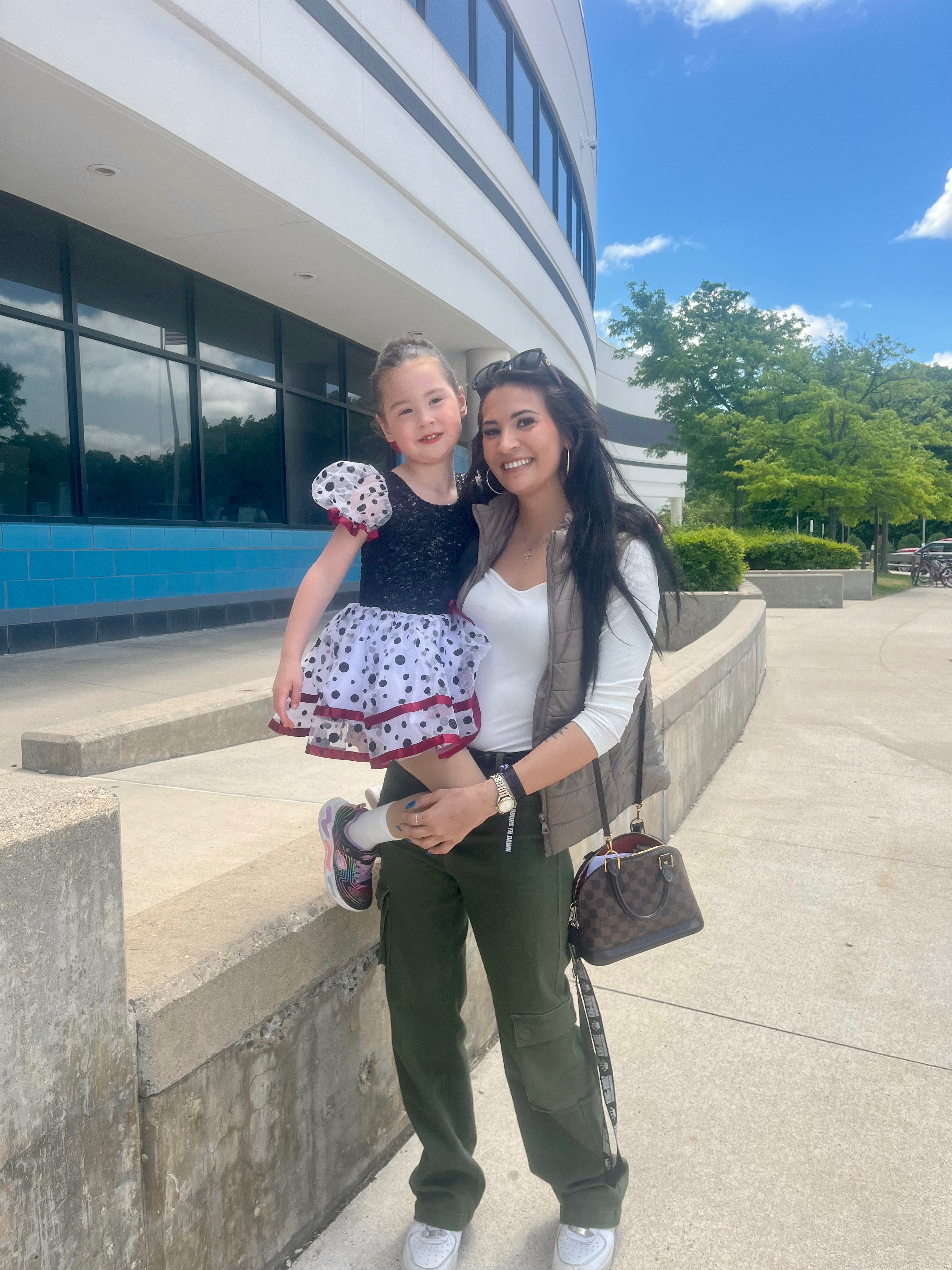 Help a Single Mother Get Life-Saving Heart Surgery campaign photo, 4 of 5