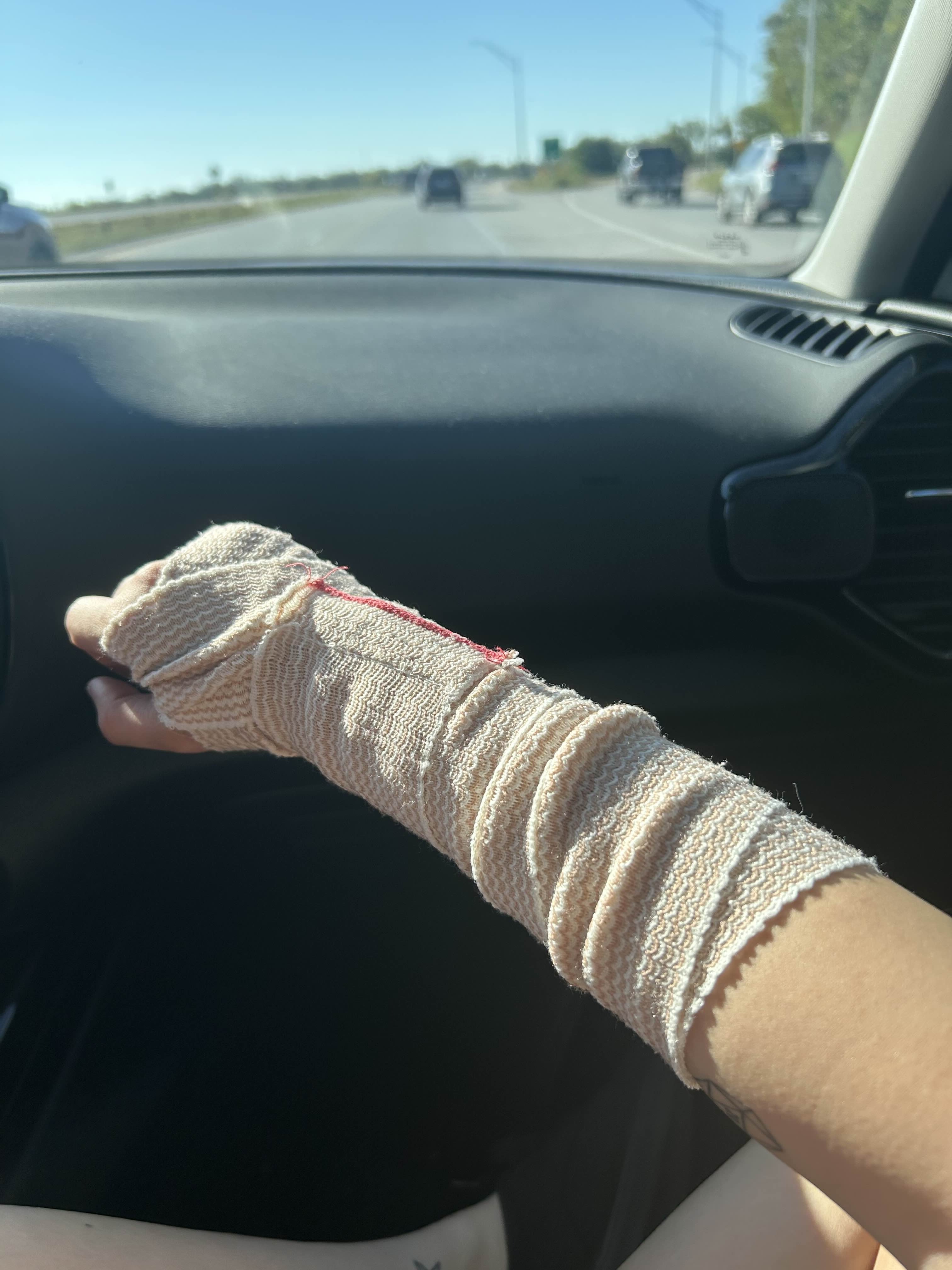 Help needed! tattoo artist Jasmine Haun hurt in car crash campaign photo, 4 of 7