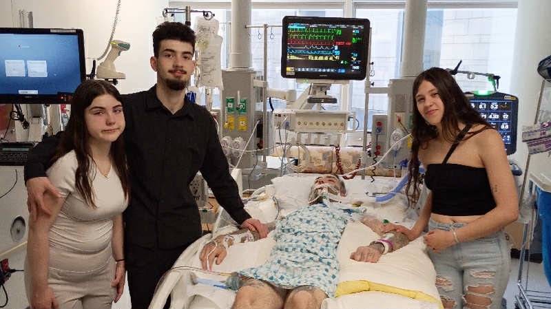 Assist Sean Comer's children with Cremation Costs campaign photo, 4 of 8