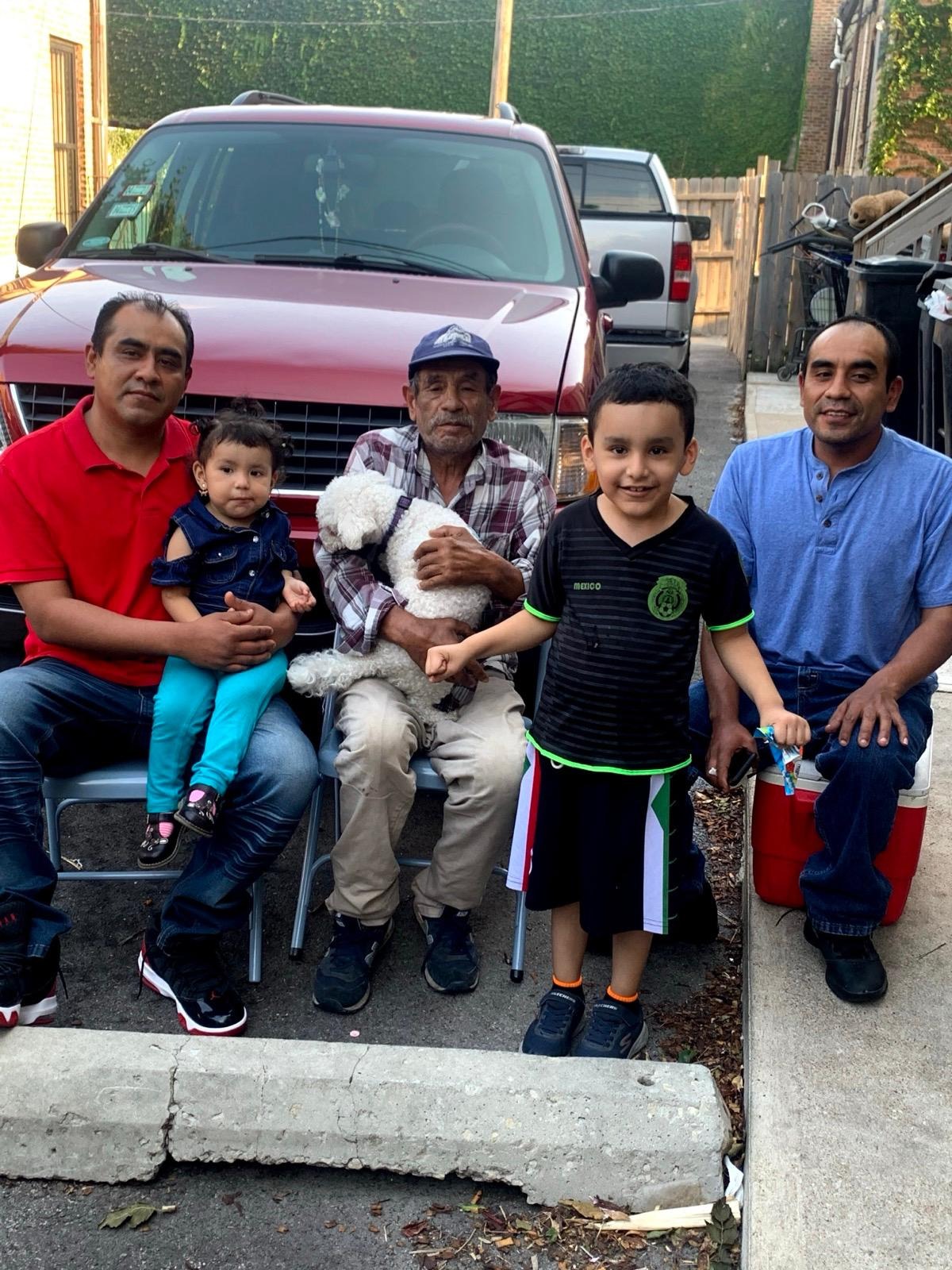 Help Alfredo Esquivel Return to His Family campaign photo, 2 of 6