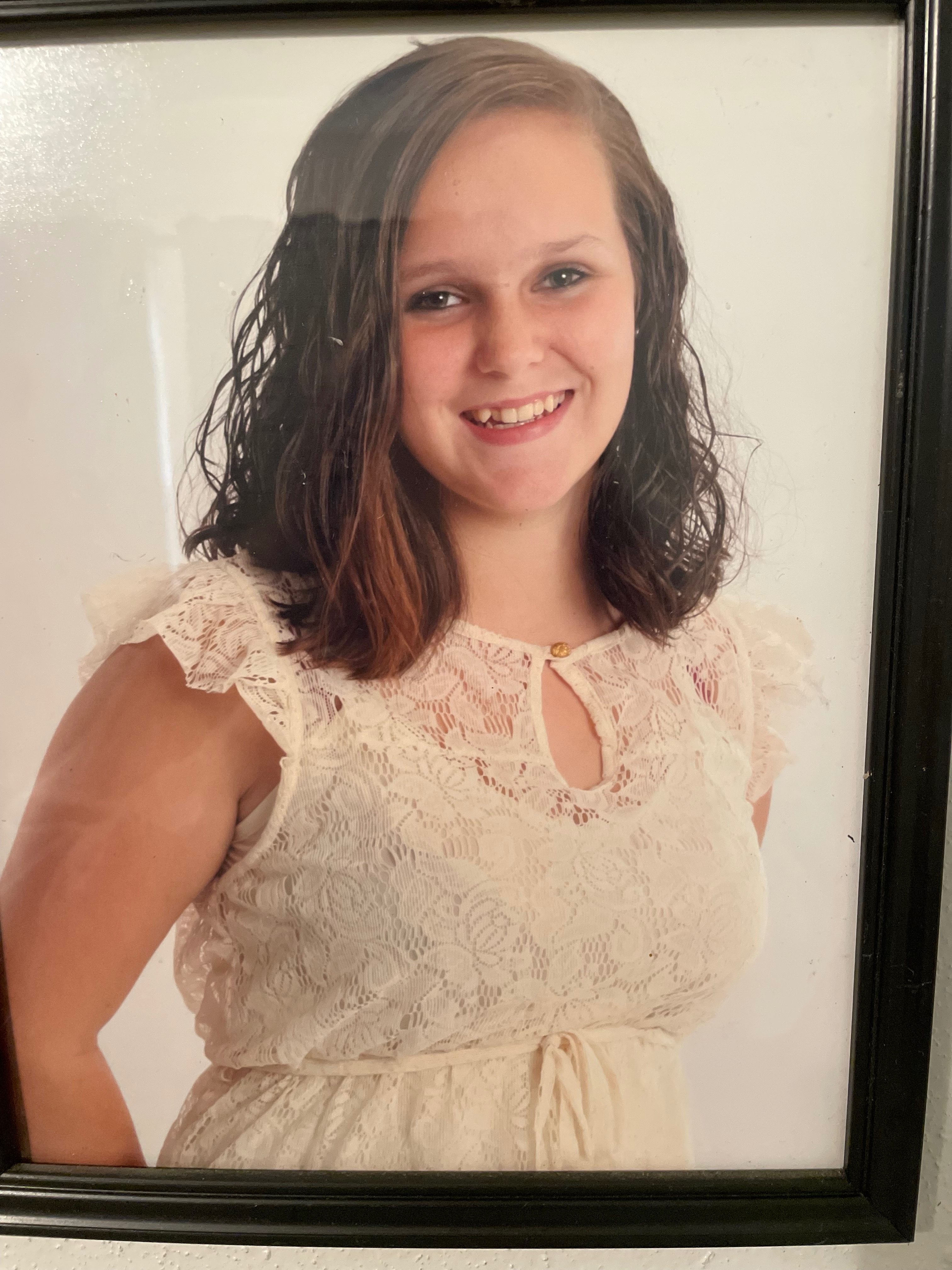 Mother of lost child campaign photo, 4 of 5